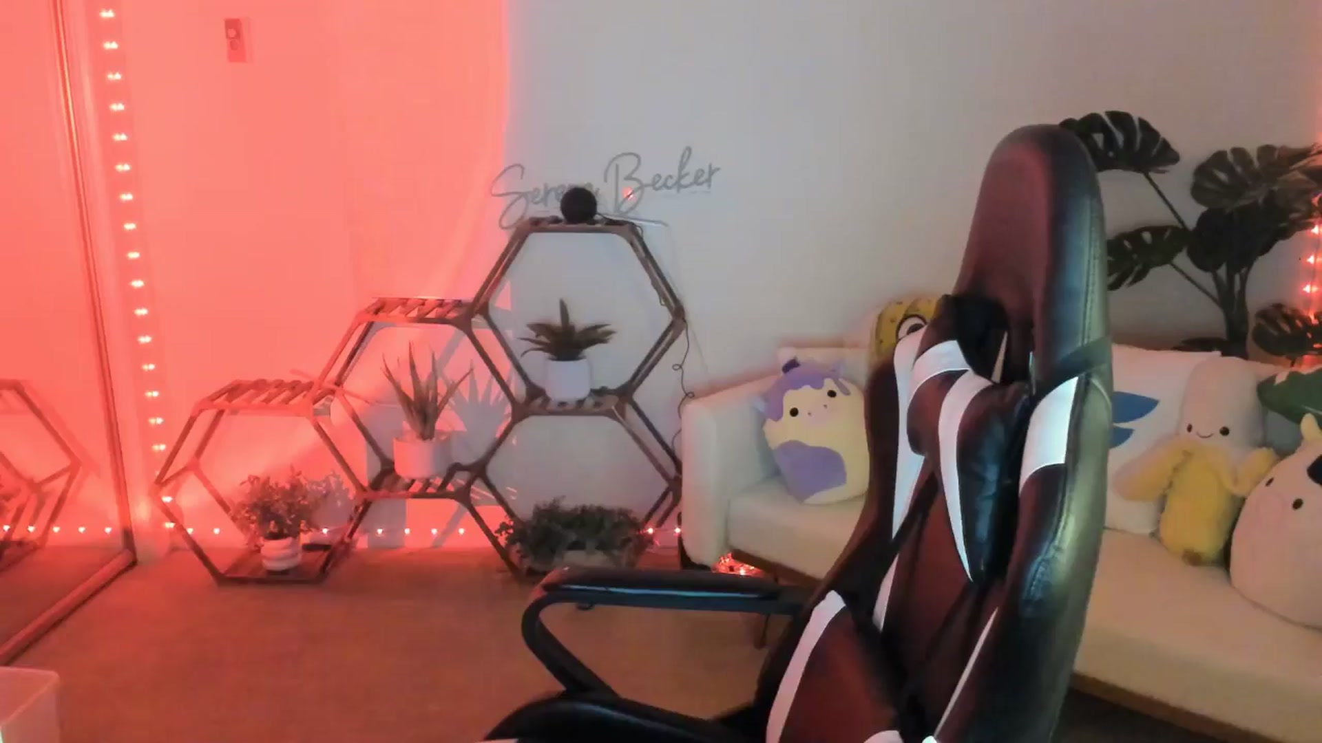 Gallery image thumbnail from badgalsisi's myfreecams stream on, 02/18/2026, 07:14 image 15 of 20