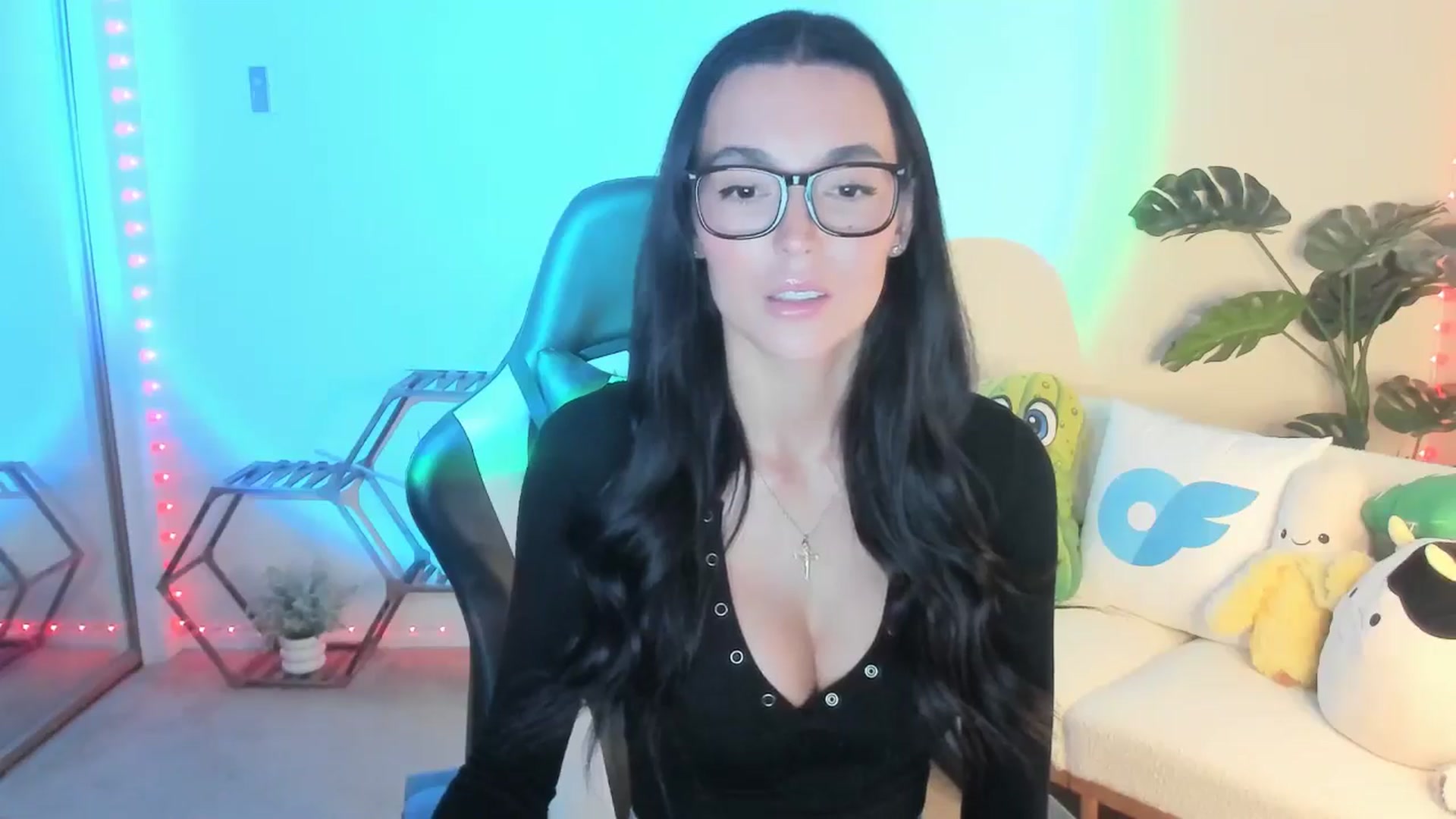 Gallery image thumbnail from badgalsisi's myfreecams stream on, 02/25/2026, 05:30 image 4 of 20