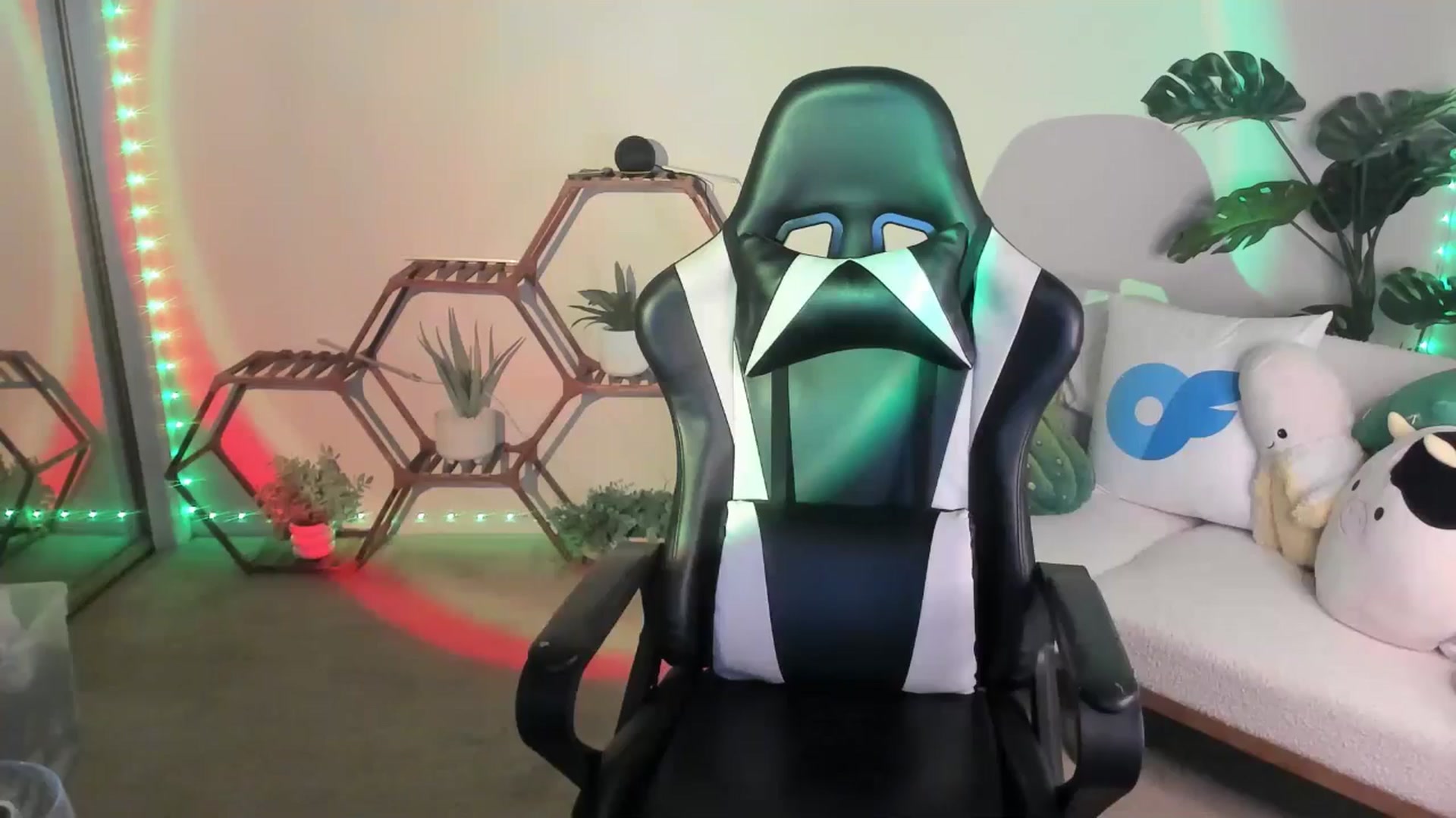 Gallery image thumbnail from badgalsisi's myfreecams stream on, 03/02/2026, 04:28 image 1 of 20