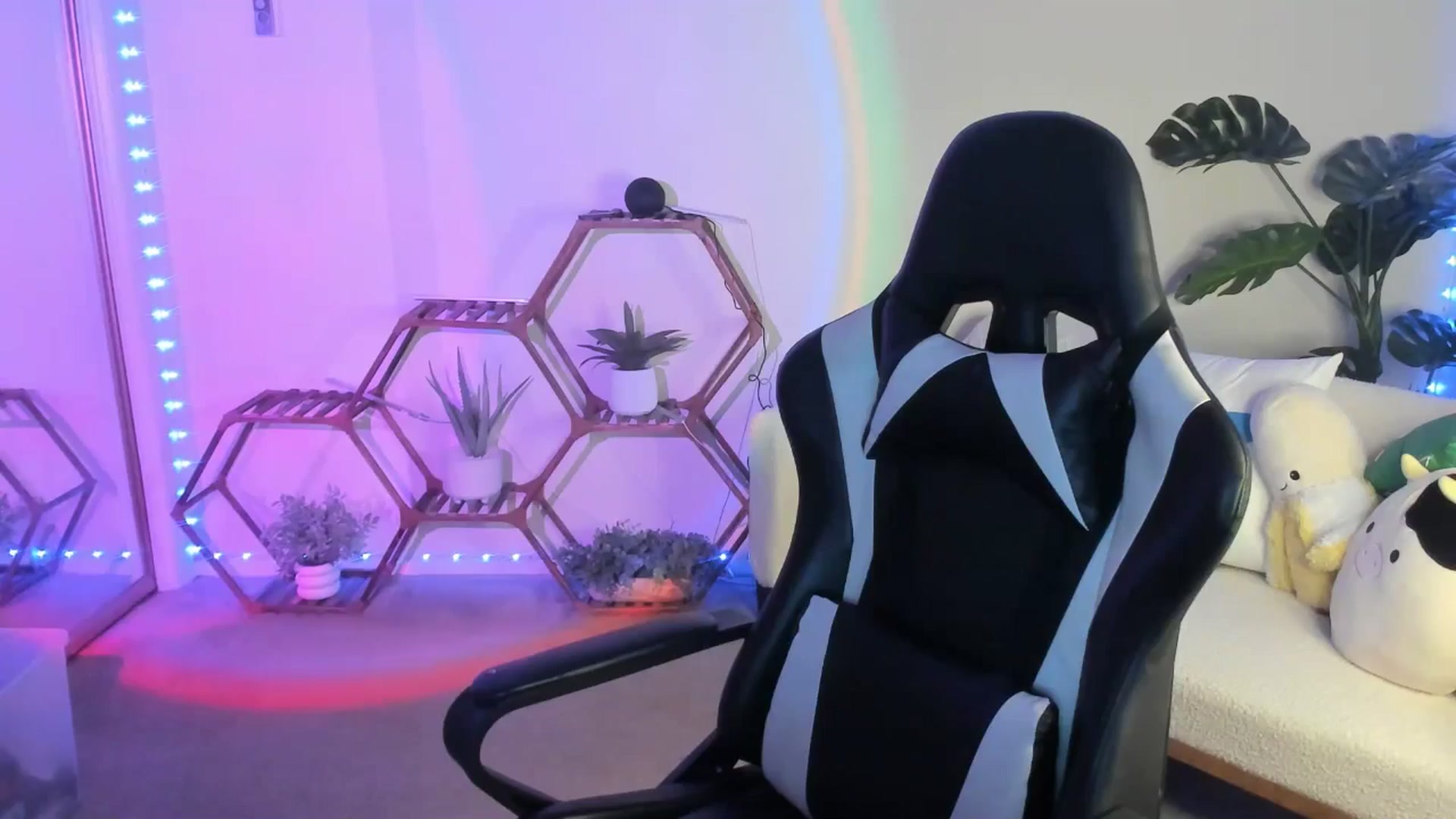 Gallery image thumbnail from badgalsisi's myfreecams stream on, 03/03/2026, 05:50 image 1 of 20