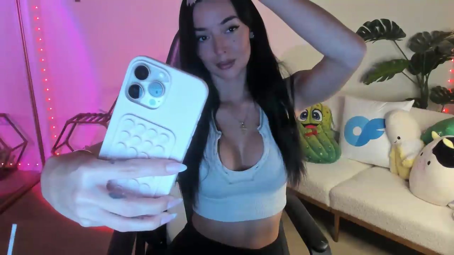 Gallery image thumbnail from badgalsisi's myfreecams stream on, 03/07/2026, 03:26 image 13 of 20