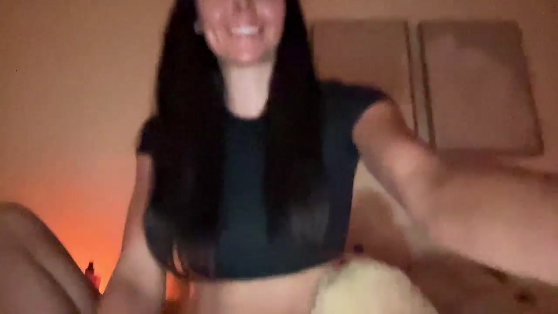 Gallery image thumbnail from badgalsisi's myfreecams stream on, 03/11/2026, 05:00 image 17 of 20