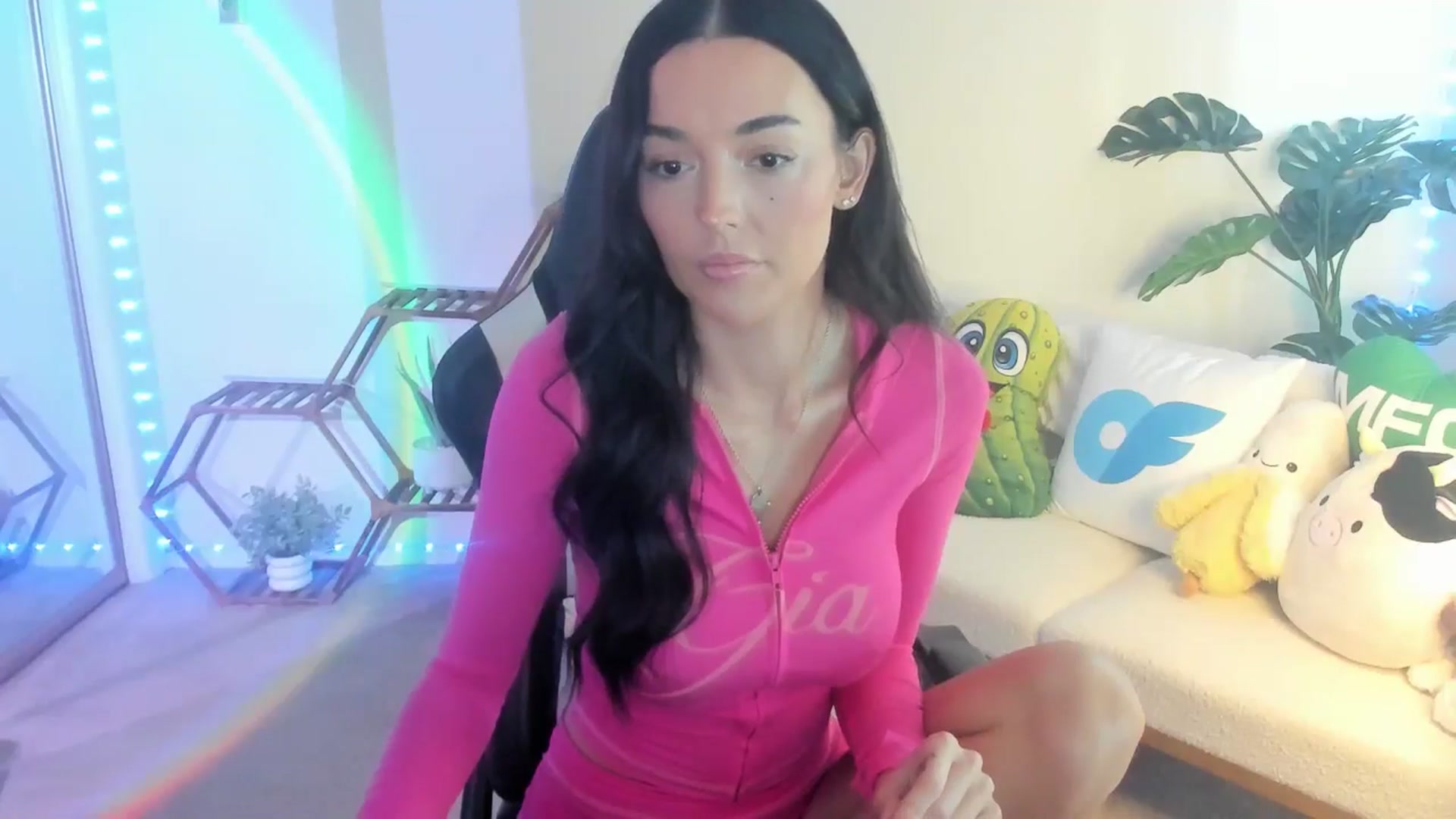 Gallery image thumbnail from badgalsisi's myfreecams stream on, 03/11/2026, 23:08 image 2 of 20