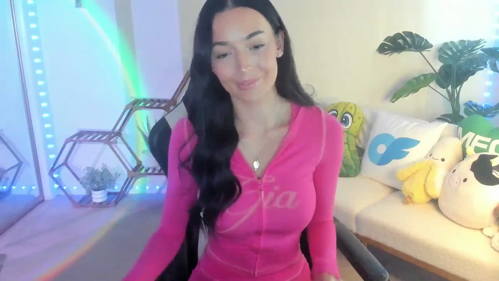 Gallery image thumbnail from badgalsisi's myfreecams stream on, 03/11/2026, 23:08 image 18 of 20