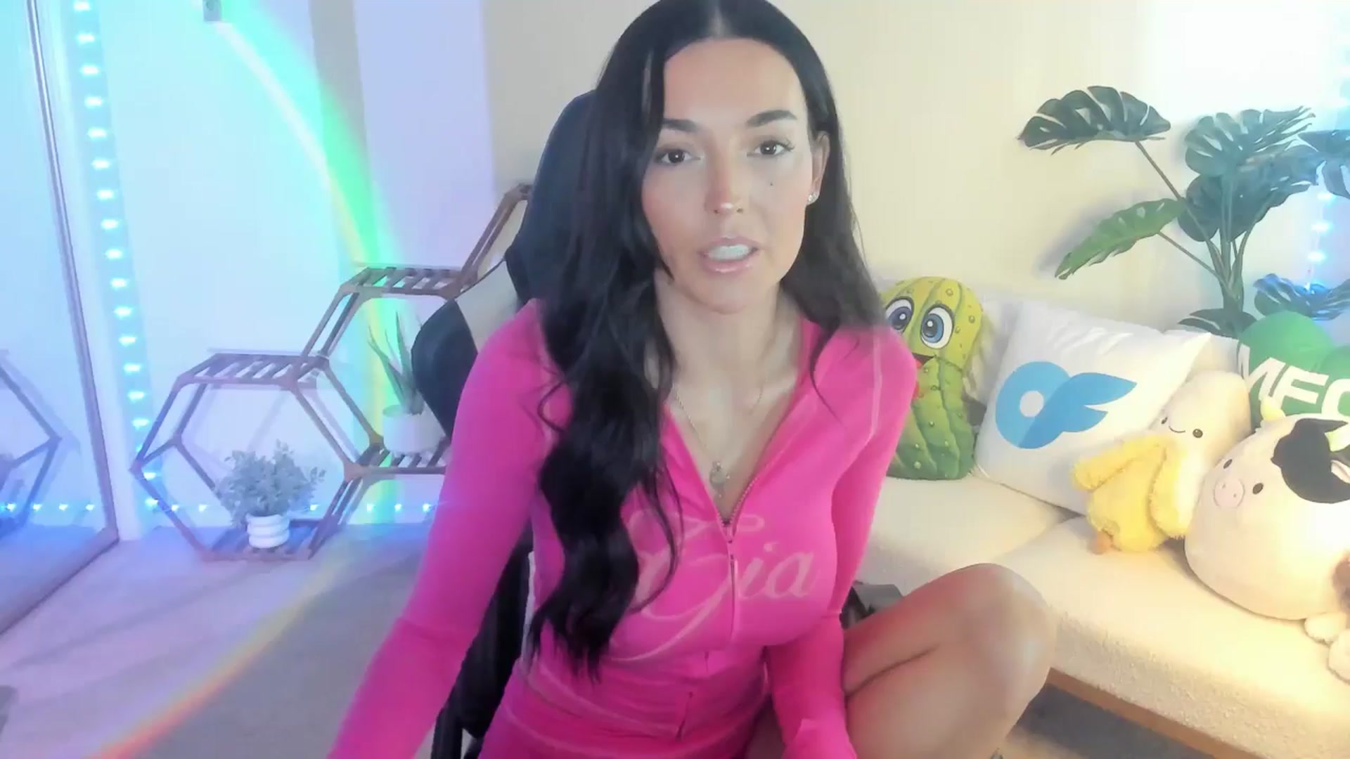 Gallery image thumbnail from badgalsisi's myfreecams stream on, 03/11/2026, 23:08 image 5 of 20