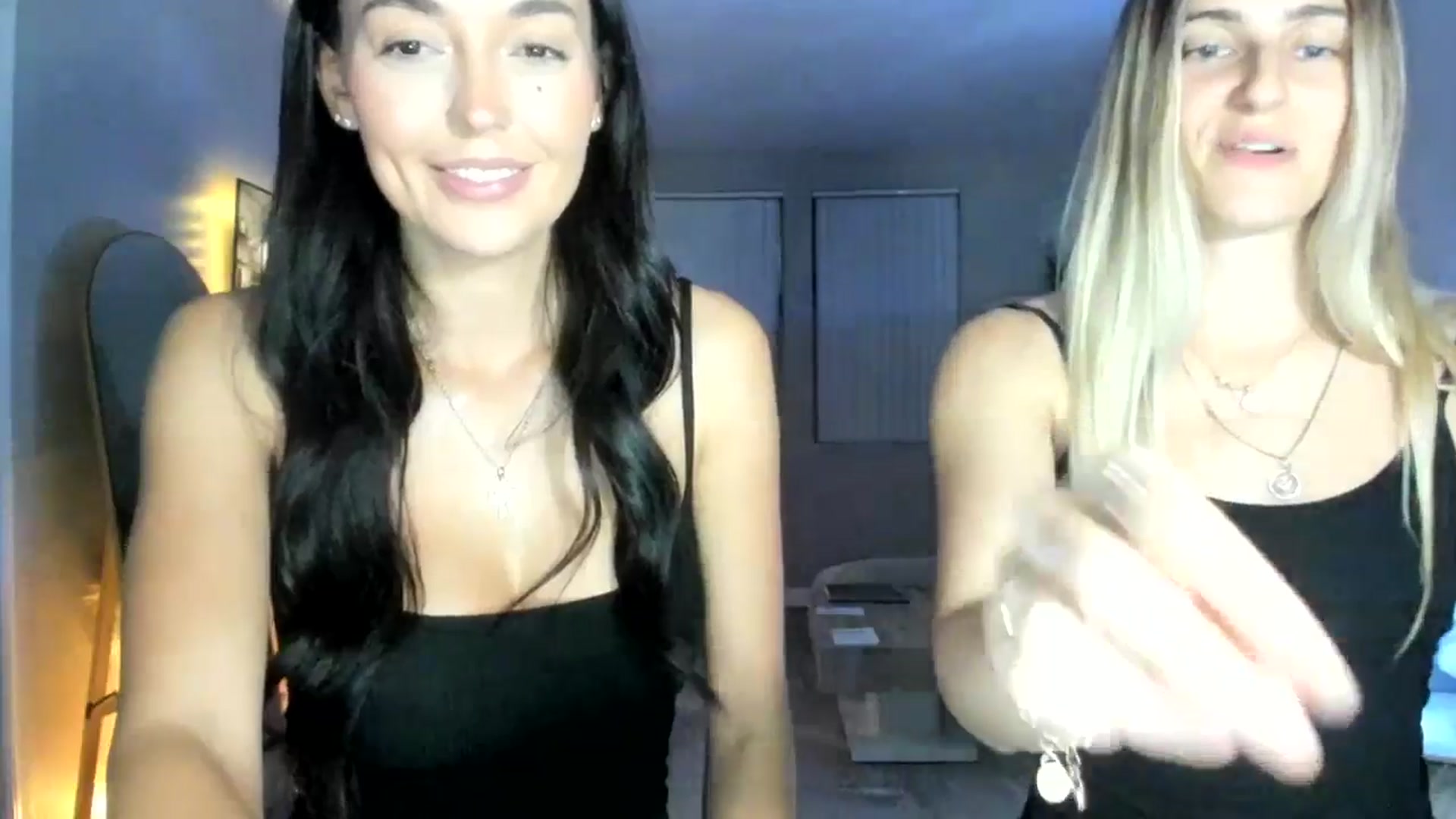 Gallery image thumbnail from badgalsisi's myfreecams stream on, 03/14/2026, 06:56 image 13 of 20