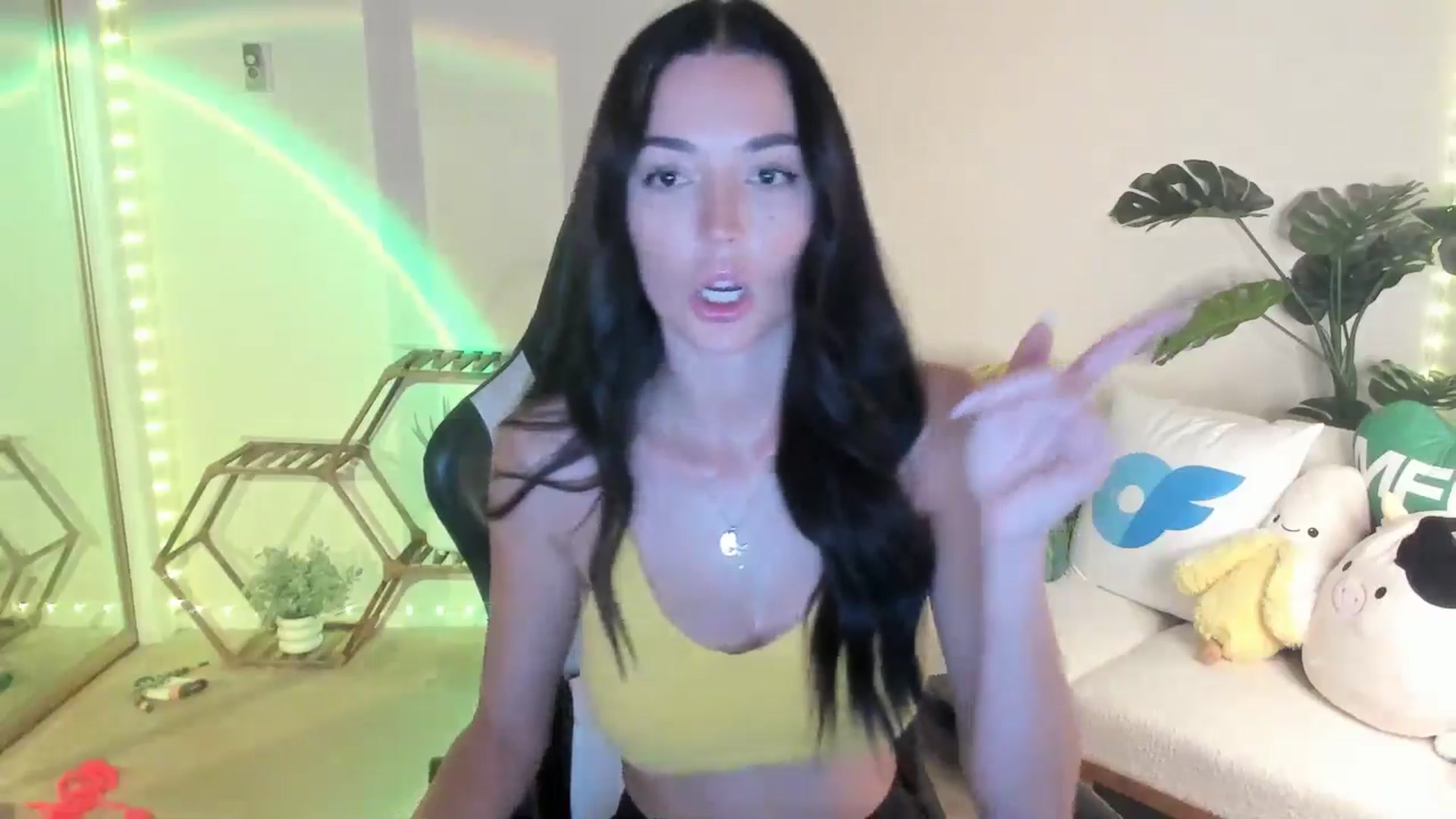Gallery image thumbnail from badgalsisi's myfreecams stream on, 03/20/2026, 03:53 image 3 of 20