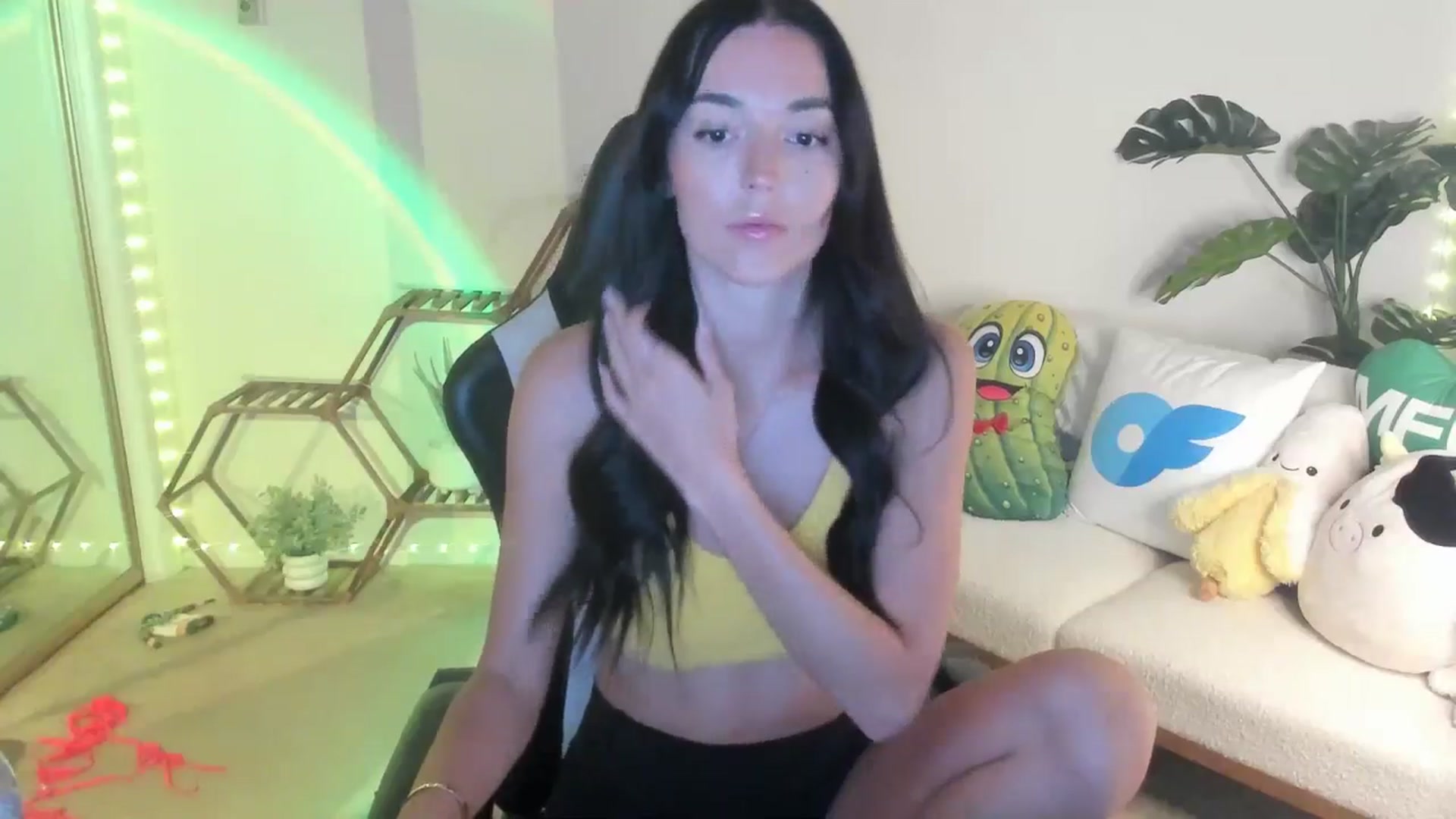 Gallery image thumbnail from badgalsisi's myfreecams stream on, 03/20/2026, 03:53 image 11 of 20