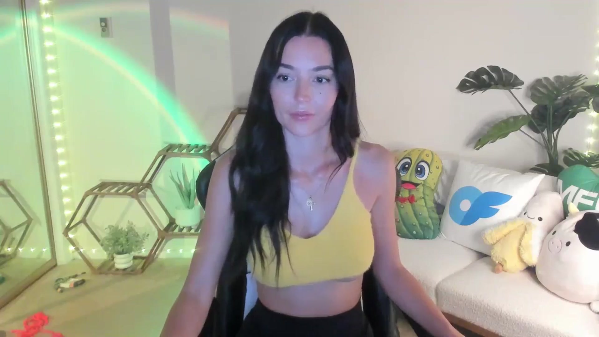 Gallery image thumbnail from badgalsisi's myfreecams stream on, 03/20/2026, 03:53 image 6 of 20
