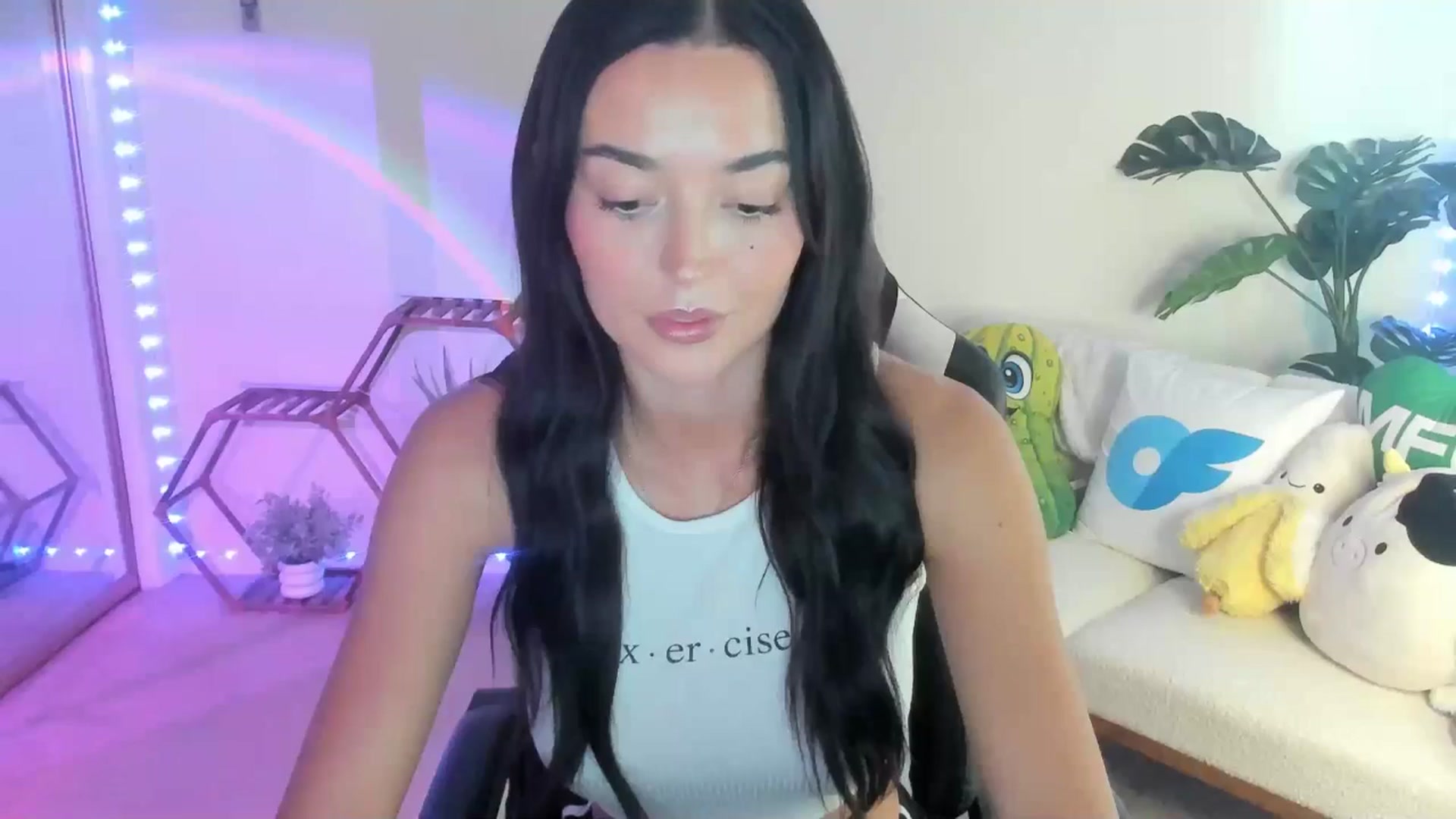 Gallery image thumbnail from badgalsisi's myfreecams stream on, 03/27/2026, 01:34 image 7 of 20