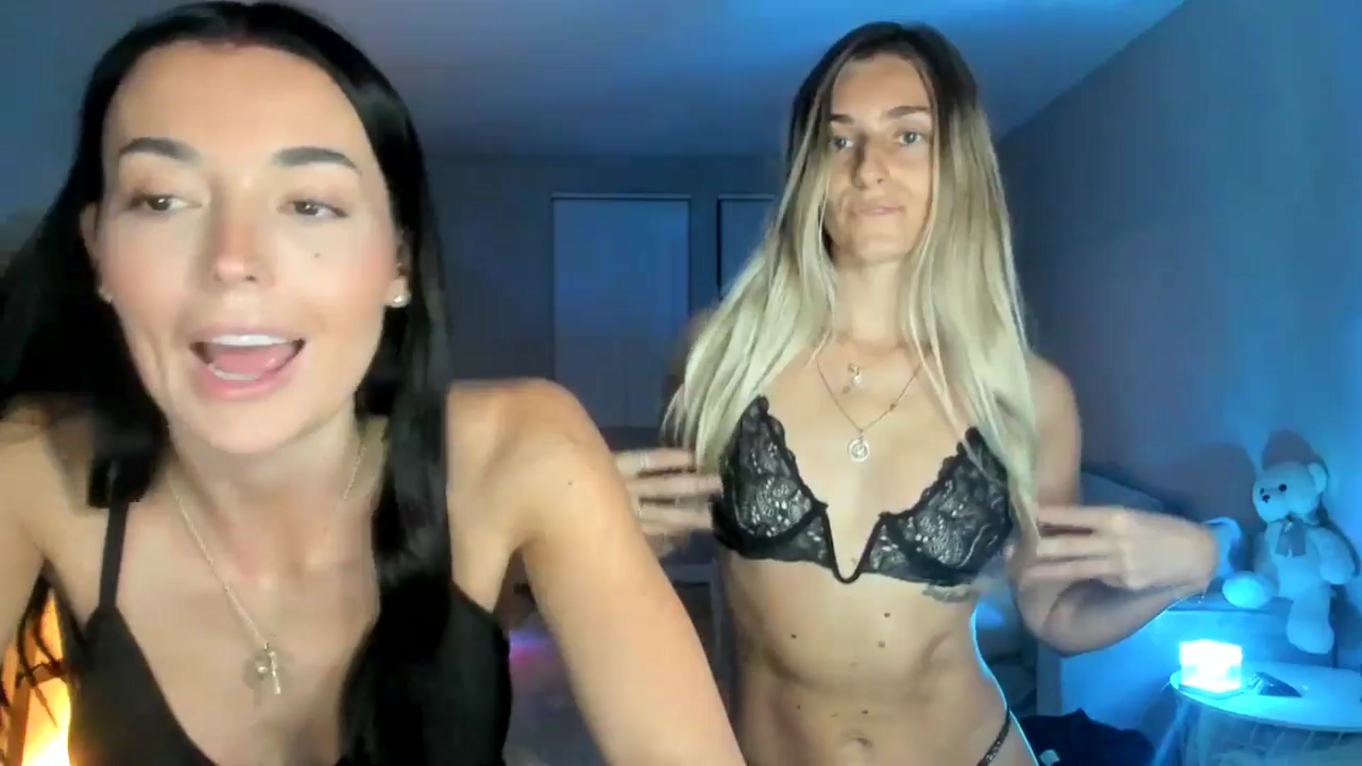Gallery image thumbnail from badgalsisi's myfreecams stream on, 04/01/2026, 04:59 image 20 of 20