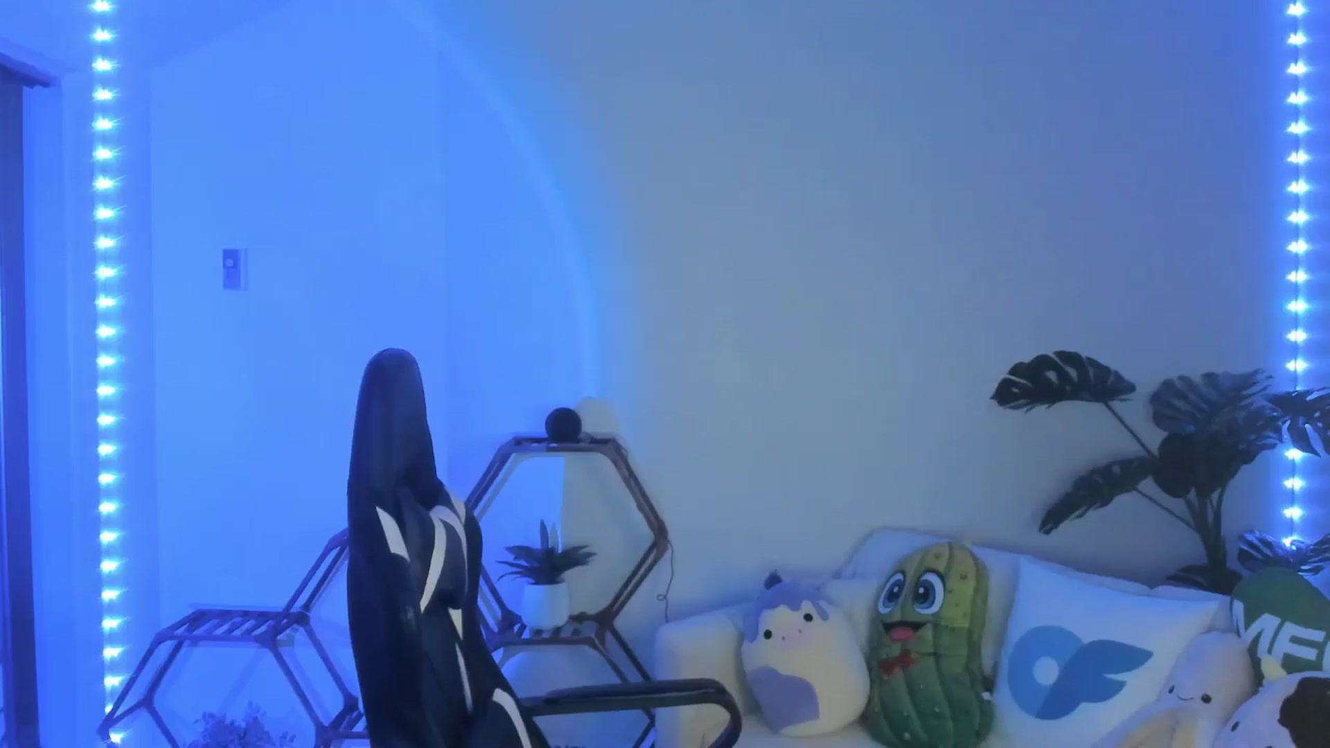 Gallery image thumbnail from badgalsisi's myfreecams stream on, 04/05/2026, 07:05 image 4 of 20