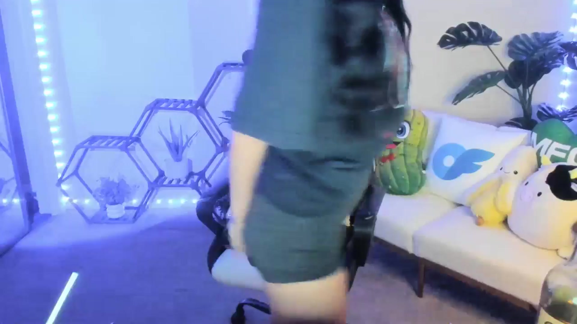 Gallery image thumbnail from badgalsisi's myfreecams stream on, 04/08/2026, 05:05 image 12 of 20
