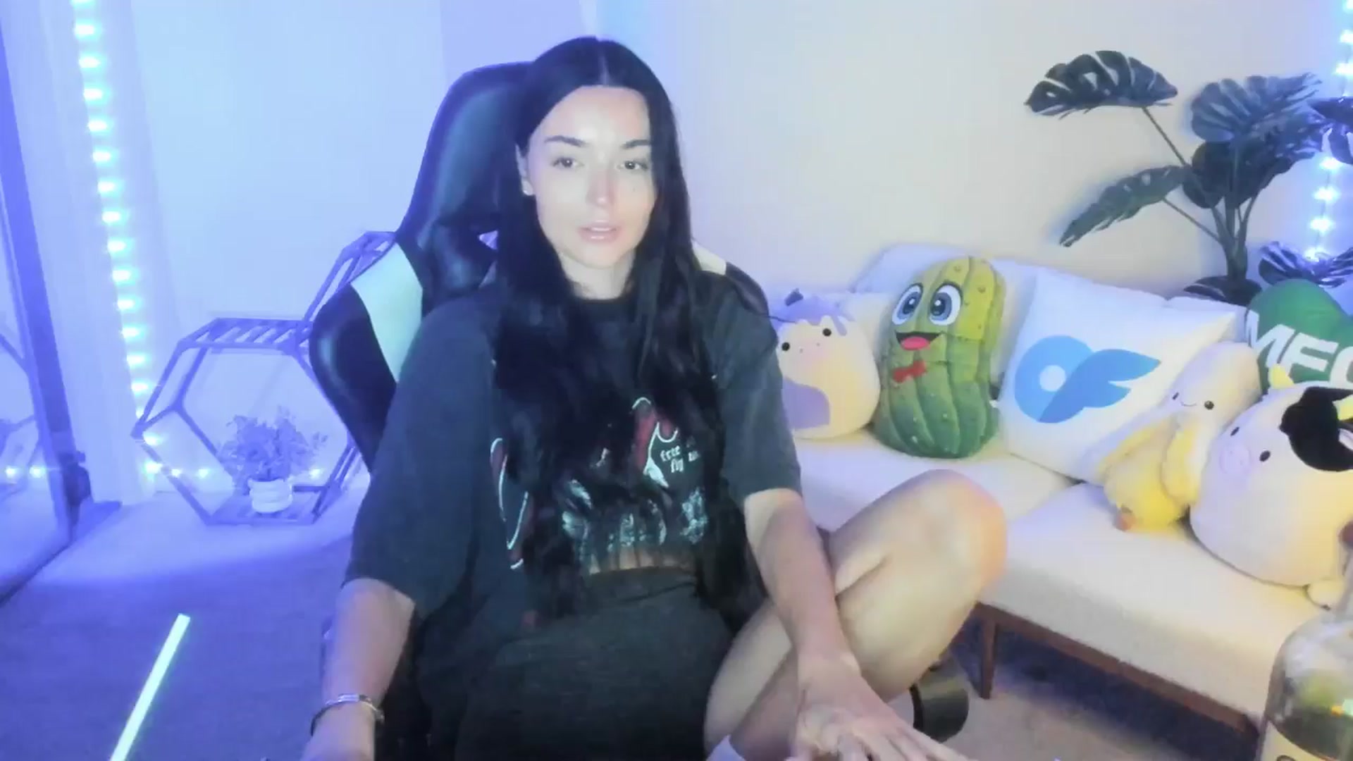 Gallery image thumbnail from badgalsisi's myfreecams stream on, 04/08/2026, 05:05 image 8 of 20