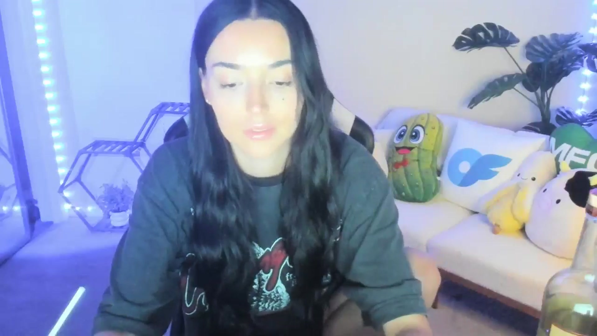 Gallery image thumbnail from badgalsisi's myfreecams stream on, 04/08/2026, 05:05 image 3 of 20