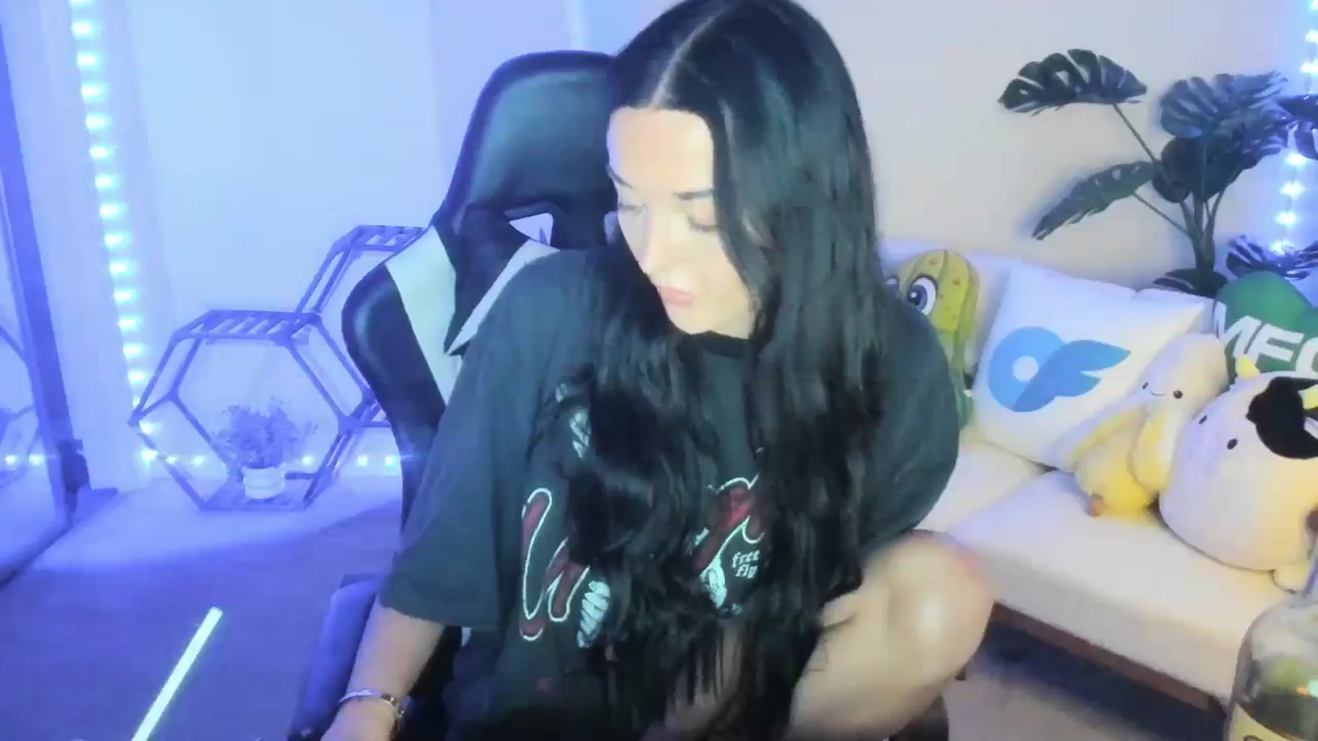 Gallery image thumbnail from badgalsisi's myfreecams stream on, 04/08/2026, 05:05 image 6 of 20