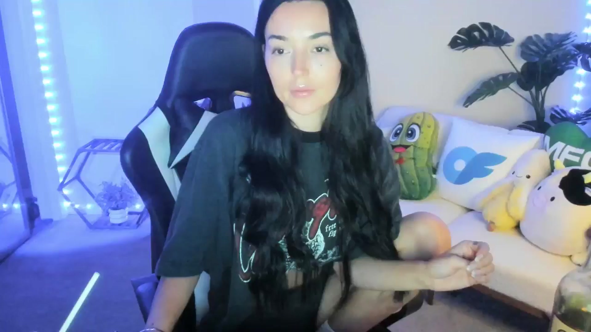 Gallery image thumbnail from badgalsisi's myfreecams stream on, 04/08/2026, 05:05 image 5 of 20
