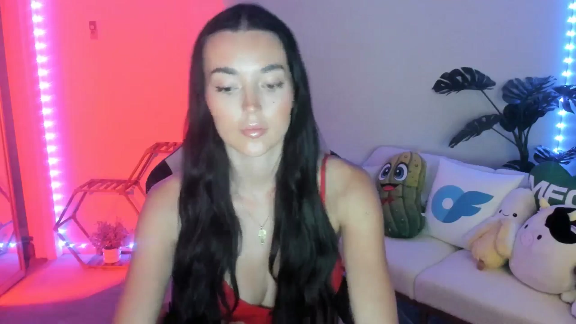Gallery image thumbnail from badgalsisi's myfreecams stream on, 04/17/2026, 05:50 image 3 of 20