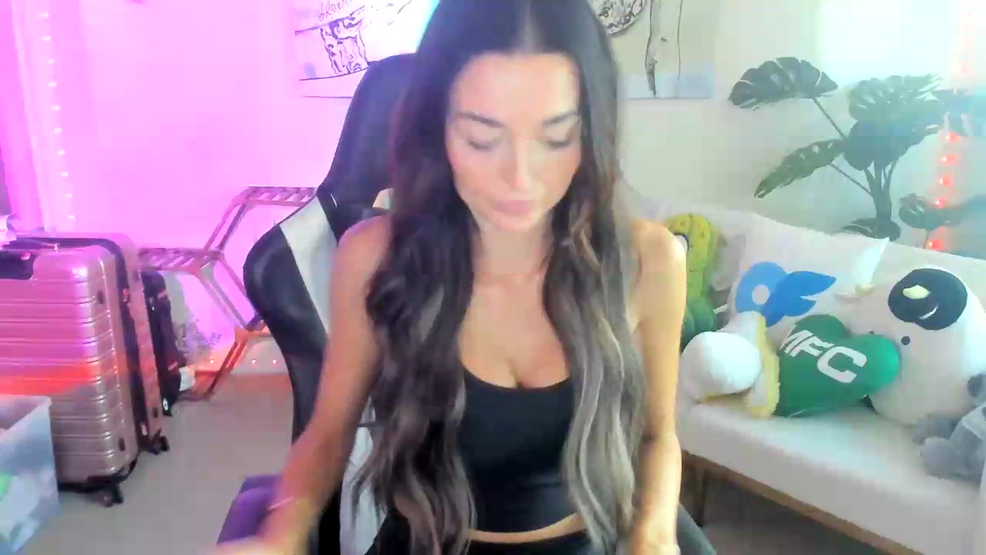 Gallery image thumbnail from badgalsisi's myfreecams stream on, 07/02/2026, 01:55 image 4 of 20