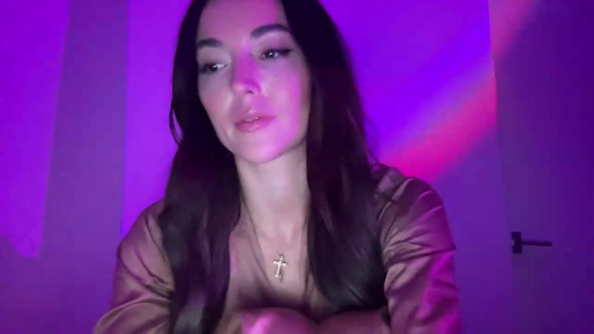 Gallery image thumbnail from badgalsisi's myfreecams stream on, 07/10/2026, 04:56 image 14 of 20