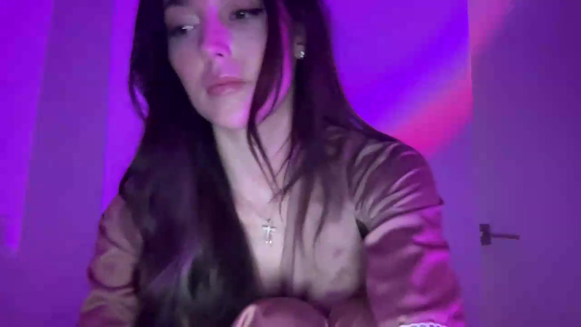 Gallery image thumbnail from badgalsisi's myfreecams stream on, 07/10/2026, 06:01 image 5 of 20
