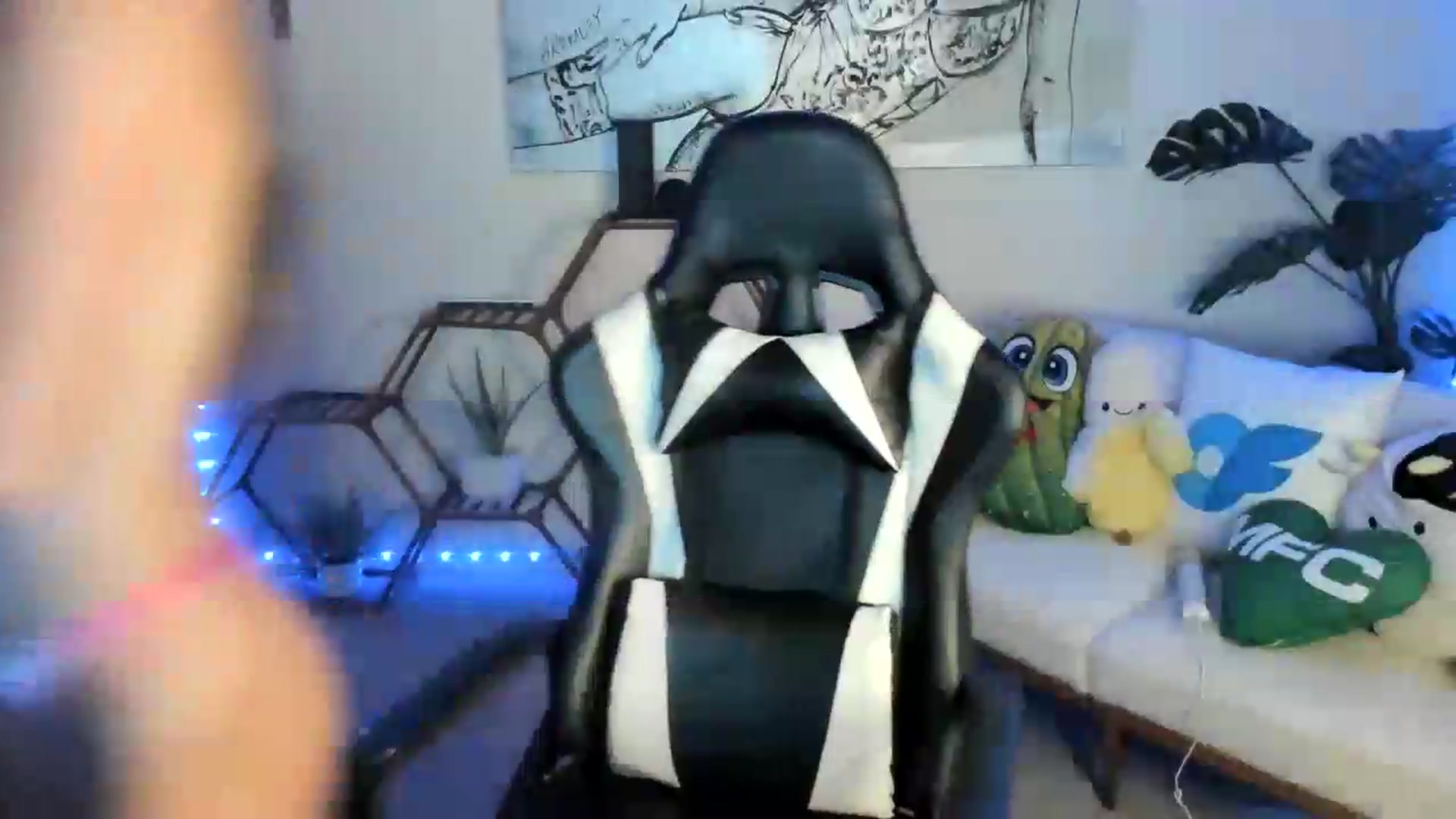Gallery image thumbnail from badgalsisi's myfreecams stream on, 07/31/2026, 06:35 image 16 of 20