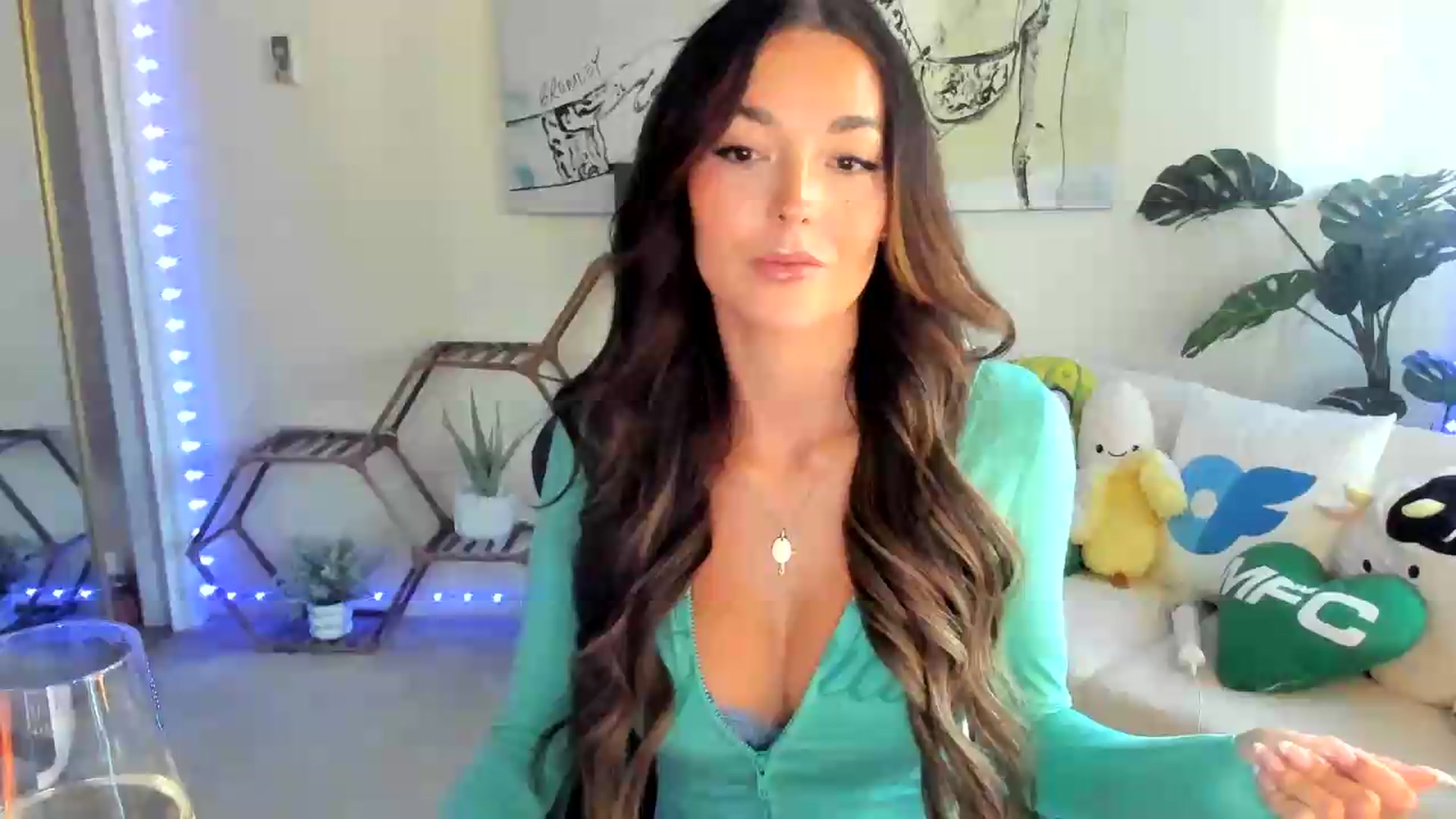 Gallery image thumbnail from badgalsisi's myfreecams stream on, 08/01/2026, 24:03 image 17 of 20
