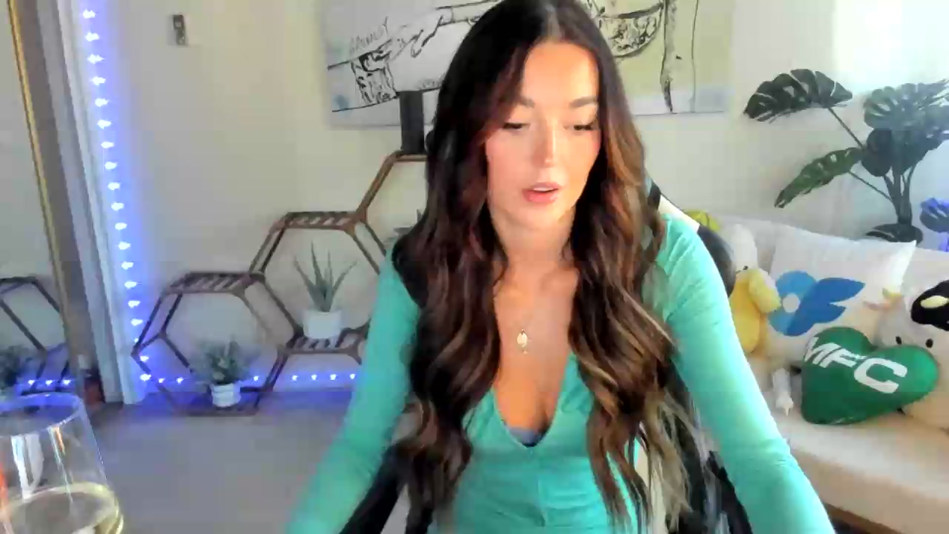 Gallery image thumbnail from badgalsisi's myfreecams stream on, 08/01/2026, 24:03 image 4 of 20