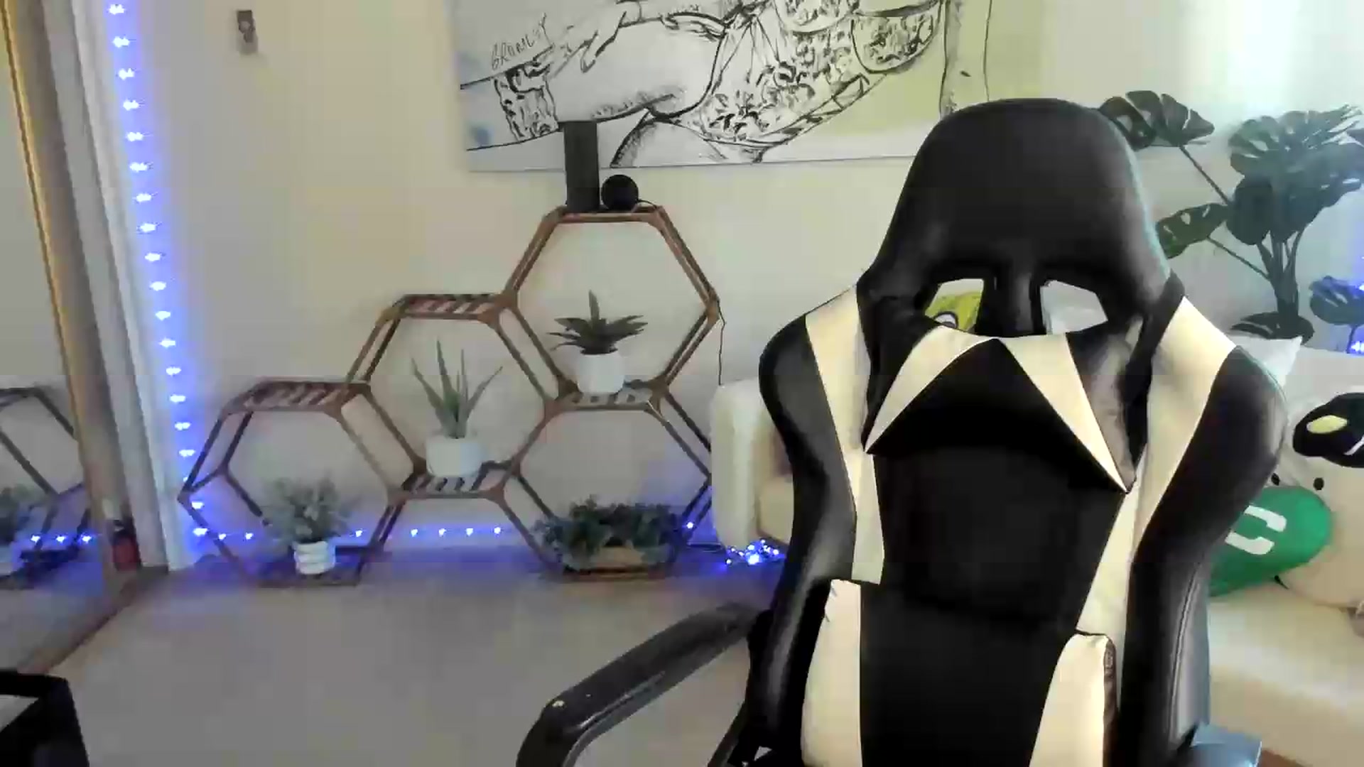 Gallery image thumbnail from badgalsisi's myfreecams stream on, 08/02/2026, 24:06 image 1 of 20