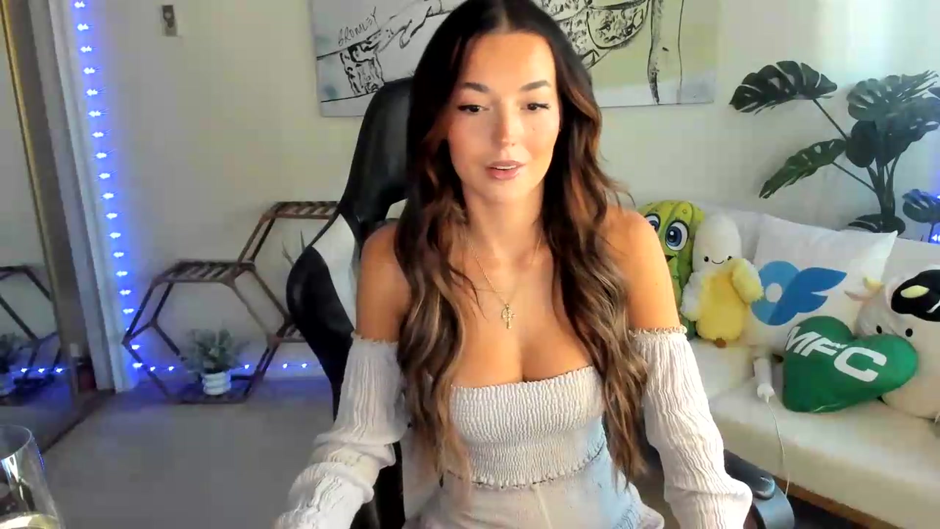 Gallery image thumbnail from badgalsisi's myfreecams stream on, 08/02/2026, 24:06 image 6 of 20