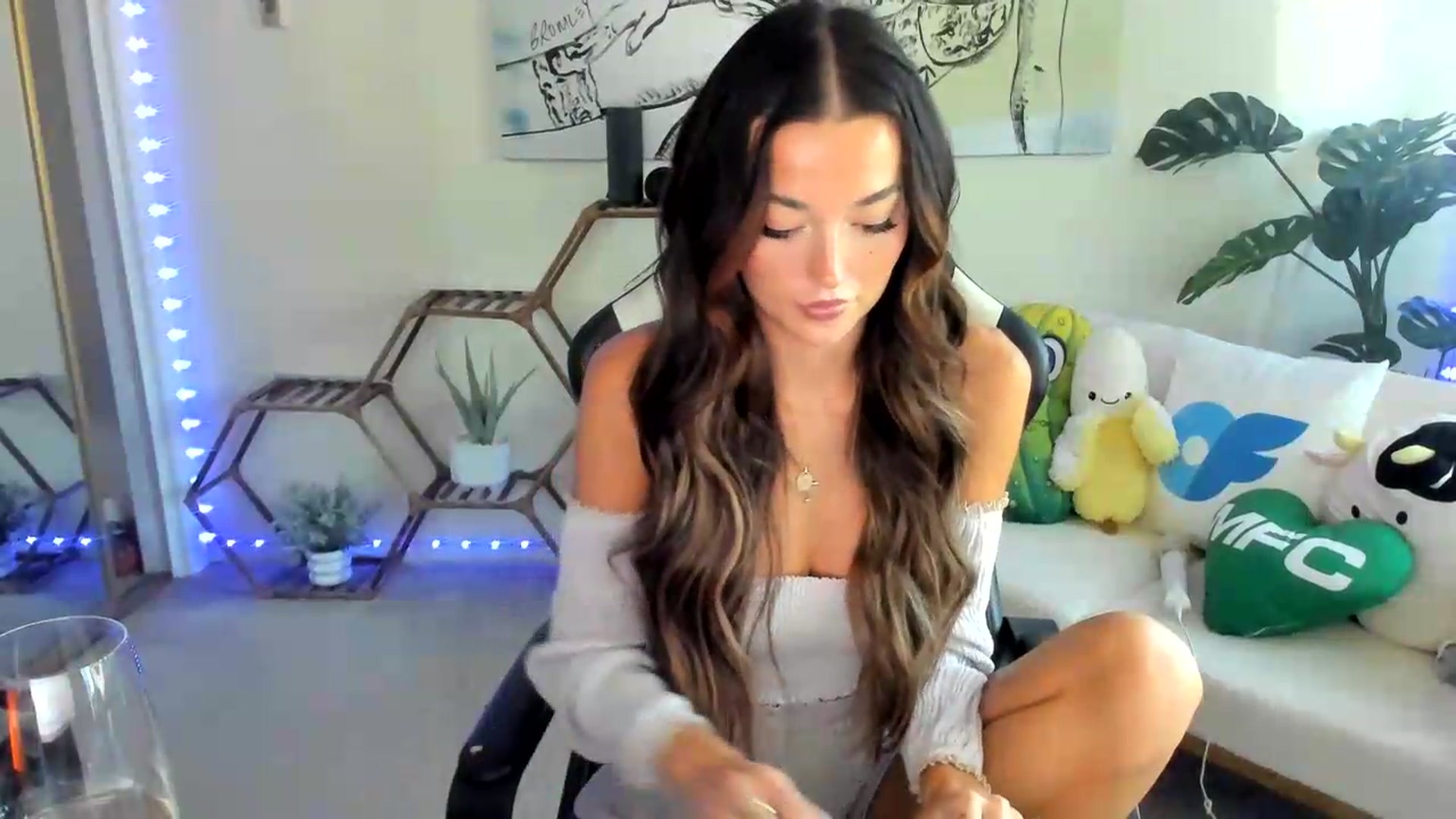 Gallery image thumbnail from badgalsisi's myfreecams stream on, 08/02/2026, 24:06 image 17 of 20