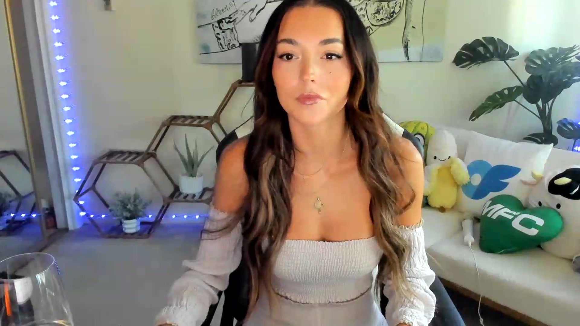 Gallery image thumbnail from badgalsisi's myfreecams stream on, 08/02/2026, 24:06 image 12 of 20