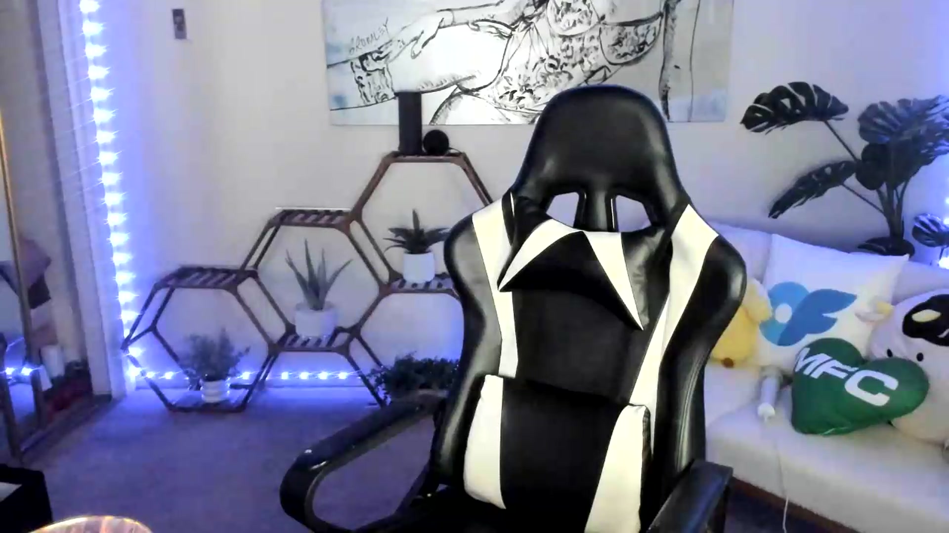Gallery image thumbnail from badgalsisi's myfreecams stream on, 08/04/2026, 05:40 image 17 of 20