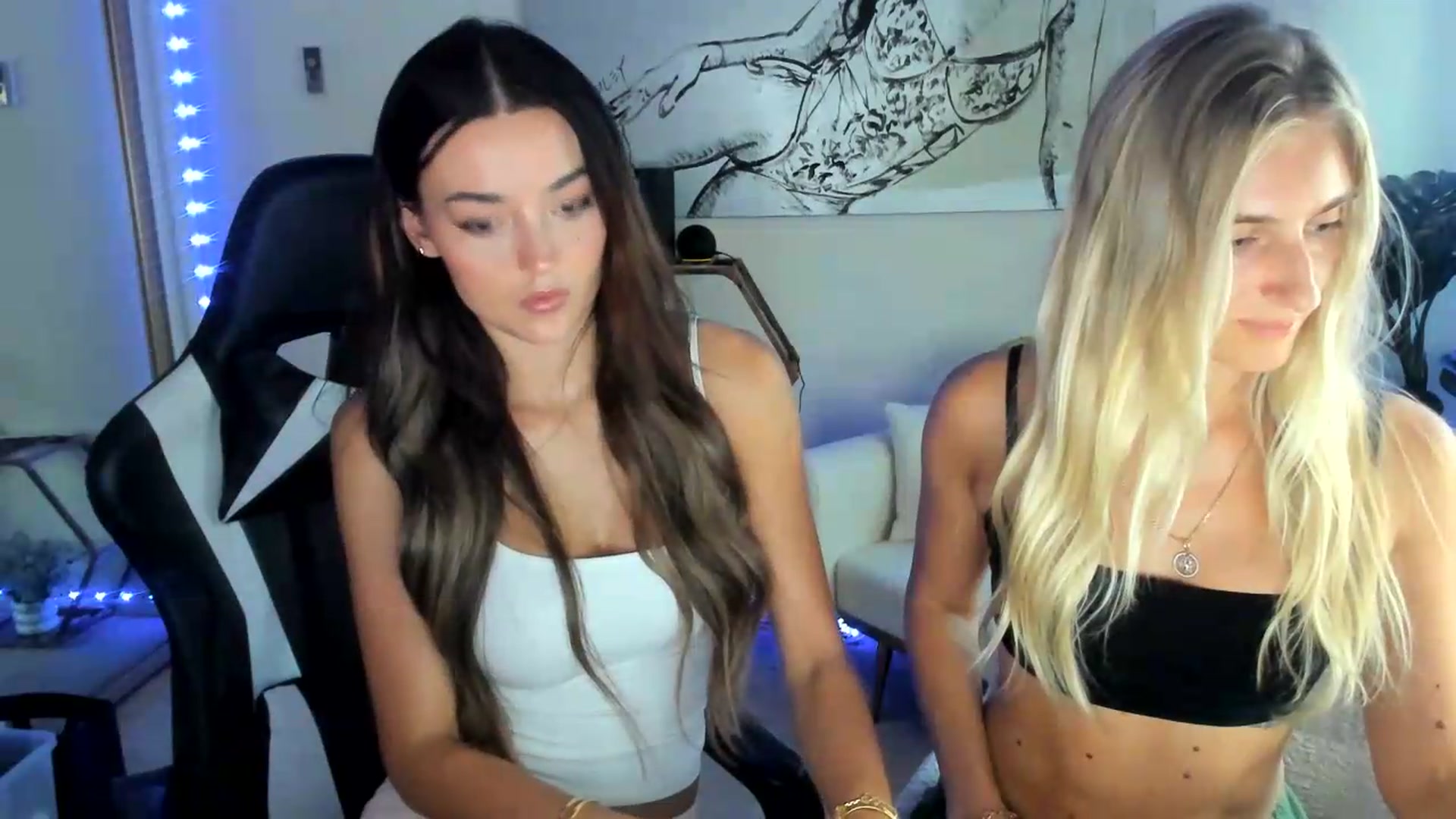 Gallery image thumbnail from badgalsisi's myfreecams stream on, 08/10/2026, 02:28 image 15 of 20