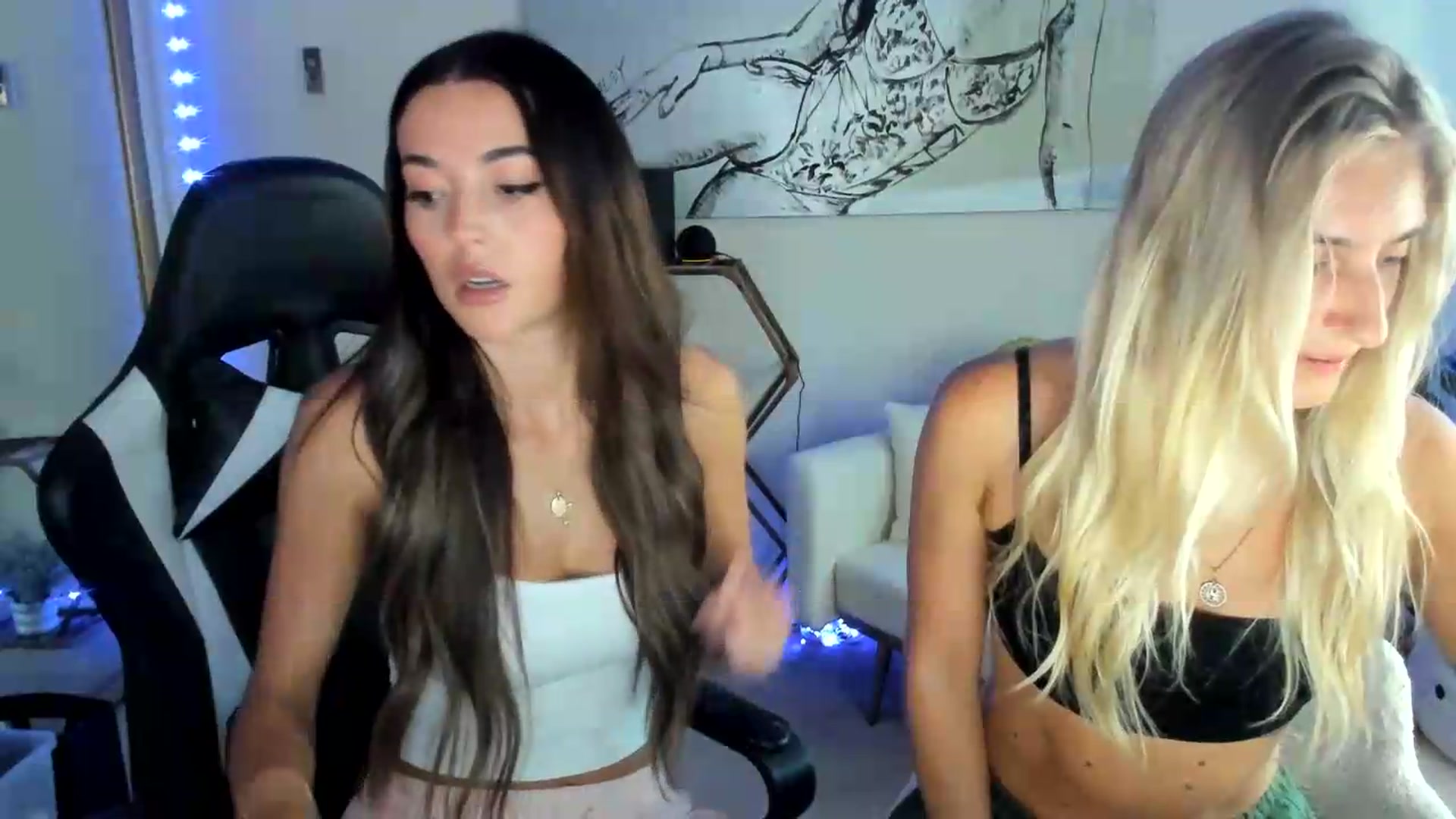 Gallery image thumbnail from badgalsisi's myfreecams stream on, 08/10/2026, 02:28 image 10 of 20