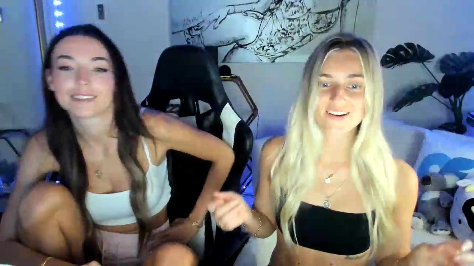 Gallery image thumbnail from badgalsisi's myfreecams stream on, 08/10/2026, 04:51 image 6 of 20