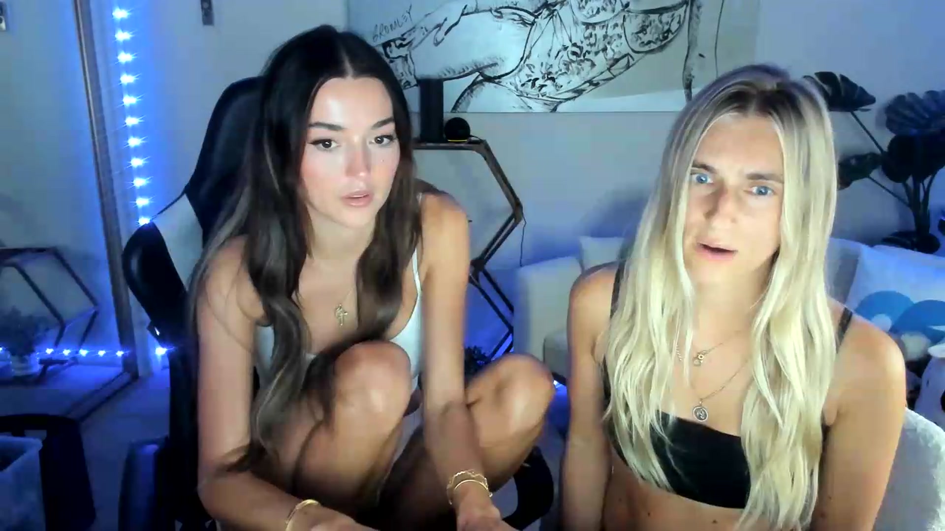 Gallery image thumbnail from badgalsisi's myfreecams stream on, 08/10/2026, 04:51 image 19 of 20