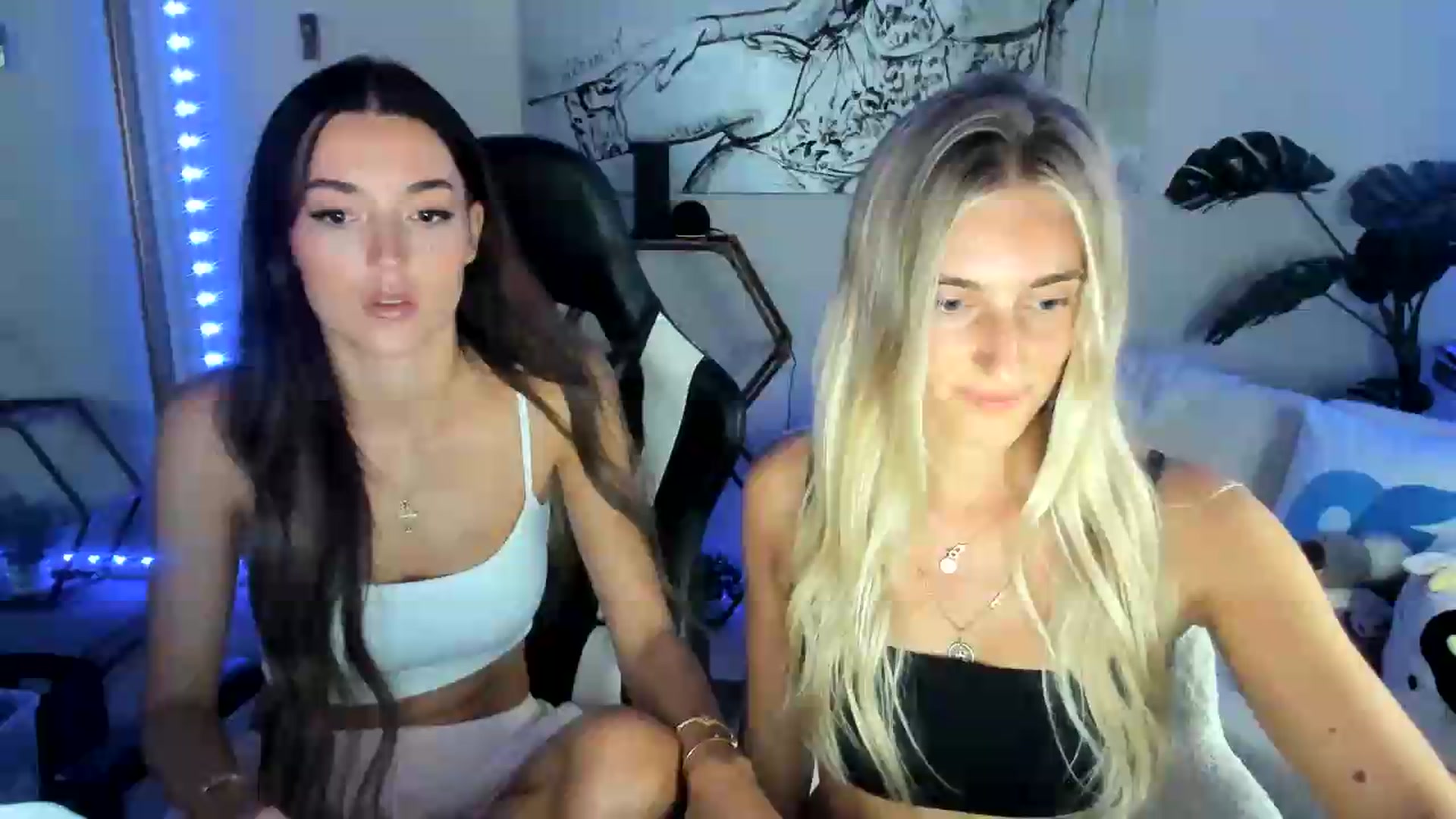 Gallery image thumbnail from badgalsisi's myfreecams stream on, 08/10/2026, 04:51 image 4 of 20