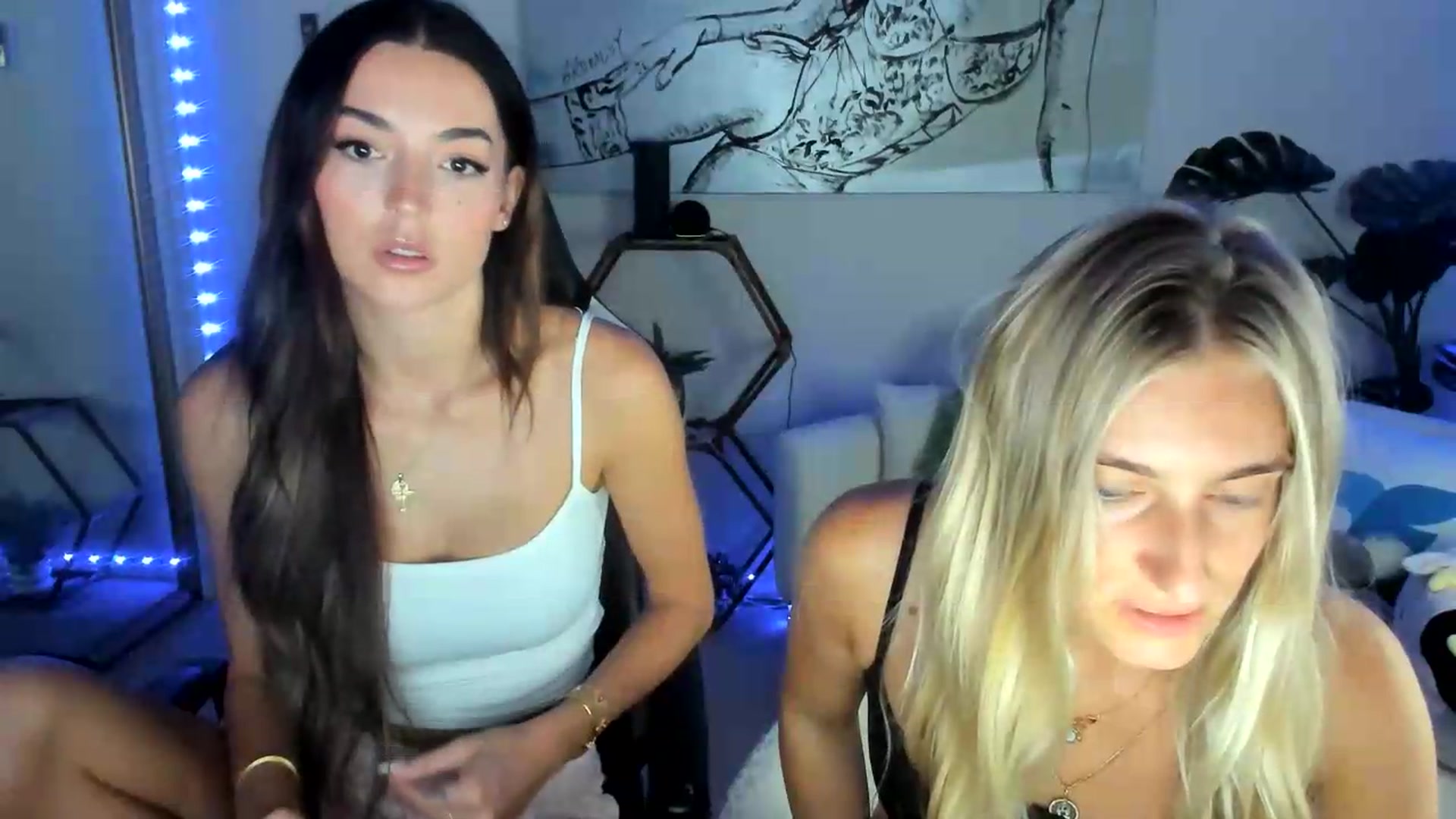 Gallery image thumbnail from badgalsisi's myfreecams stream on, 08/10/2026, 04:51 image 11 of 20
