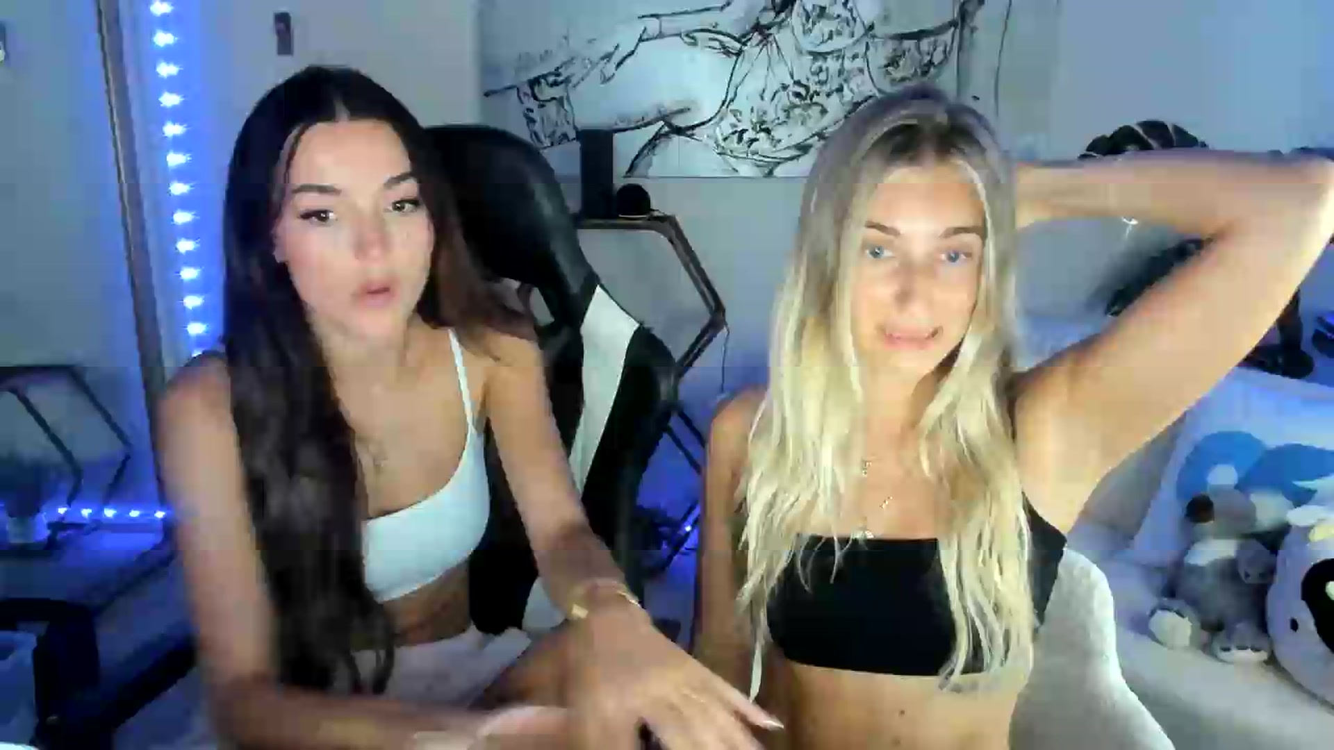 Gallery image thumbnail from badgalsisi's myfreecams stream on, 08/10/2026, 04:51 image 3 of 20