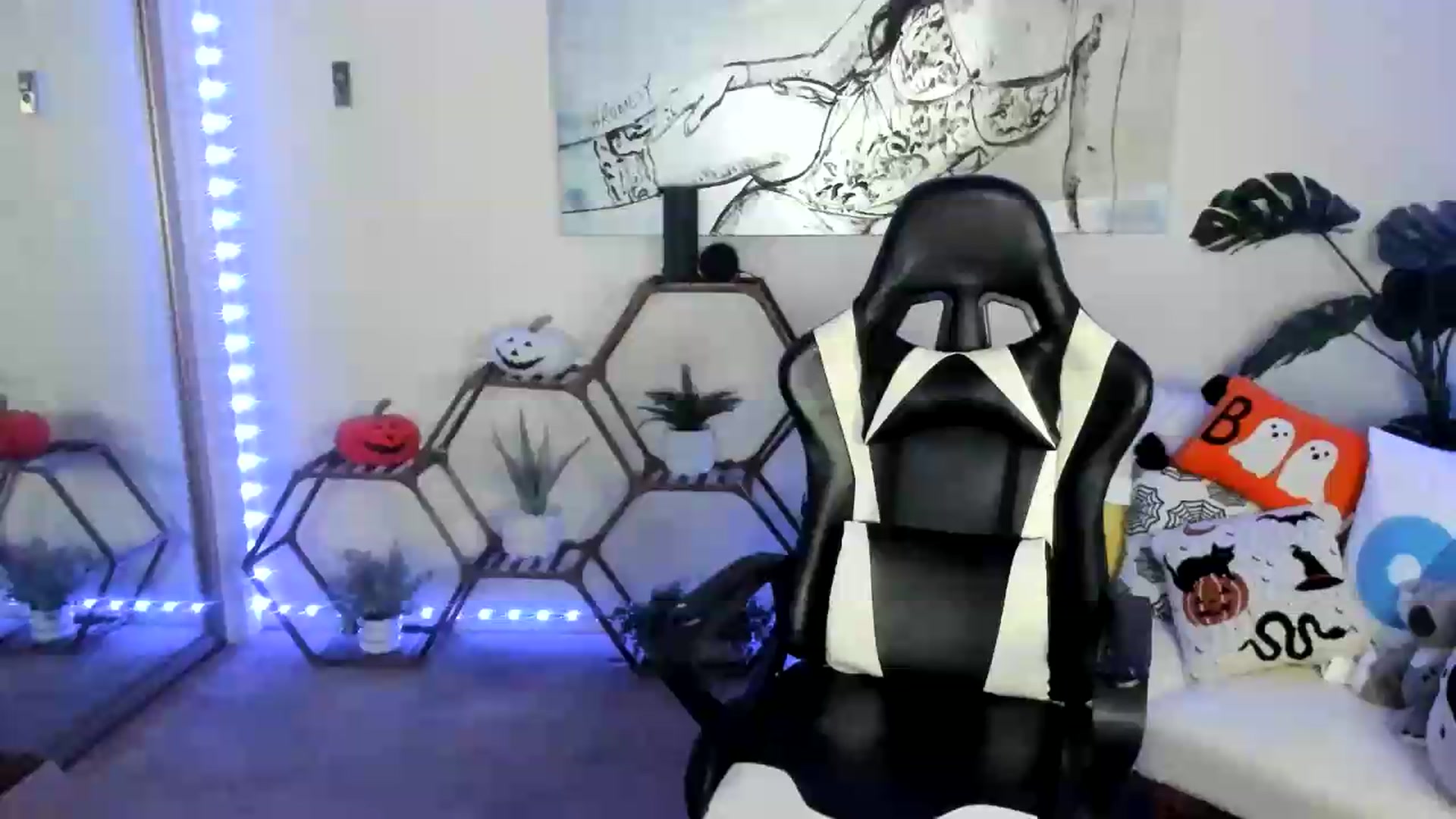 Gallery image thumbnail from badgalsisi's myfreecams stream on, 09/14/2026, 05:14 image 5 of 20