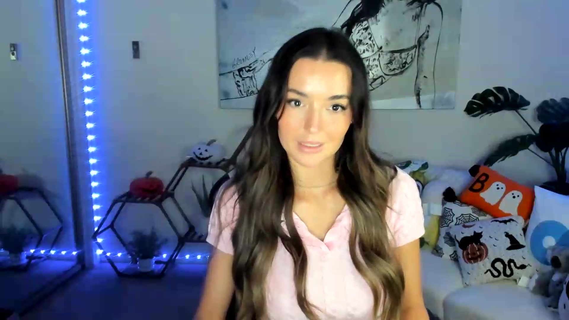Gallery image thumbnail from badgalsisi's myfreecams stream on, 09/14/2026, 05:14 image 2 of 20