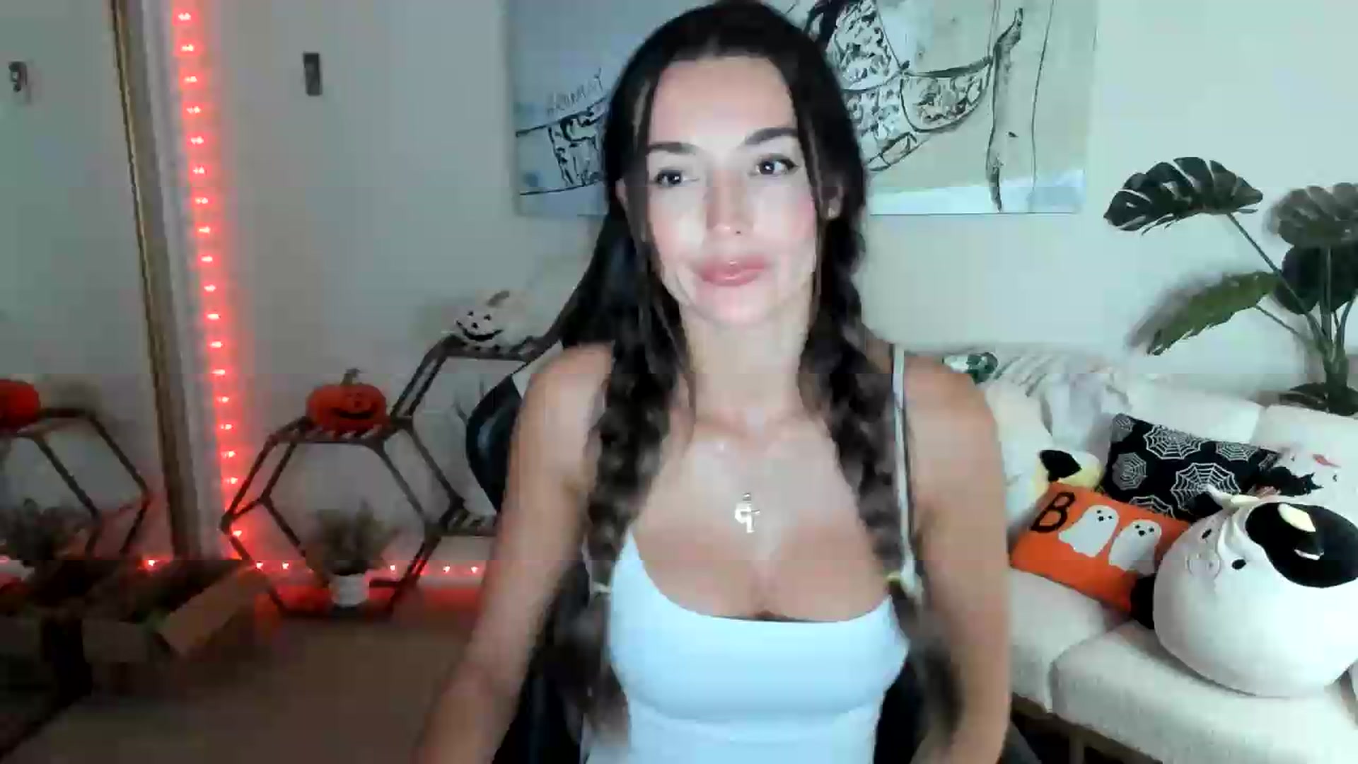 Gallery image thumbnail from badgalsisi's myfreecams stream on, 09/16/2026, 04:28 image 1 of 20