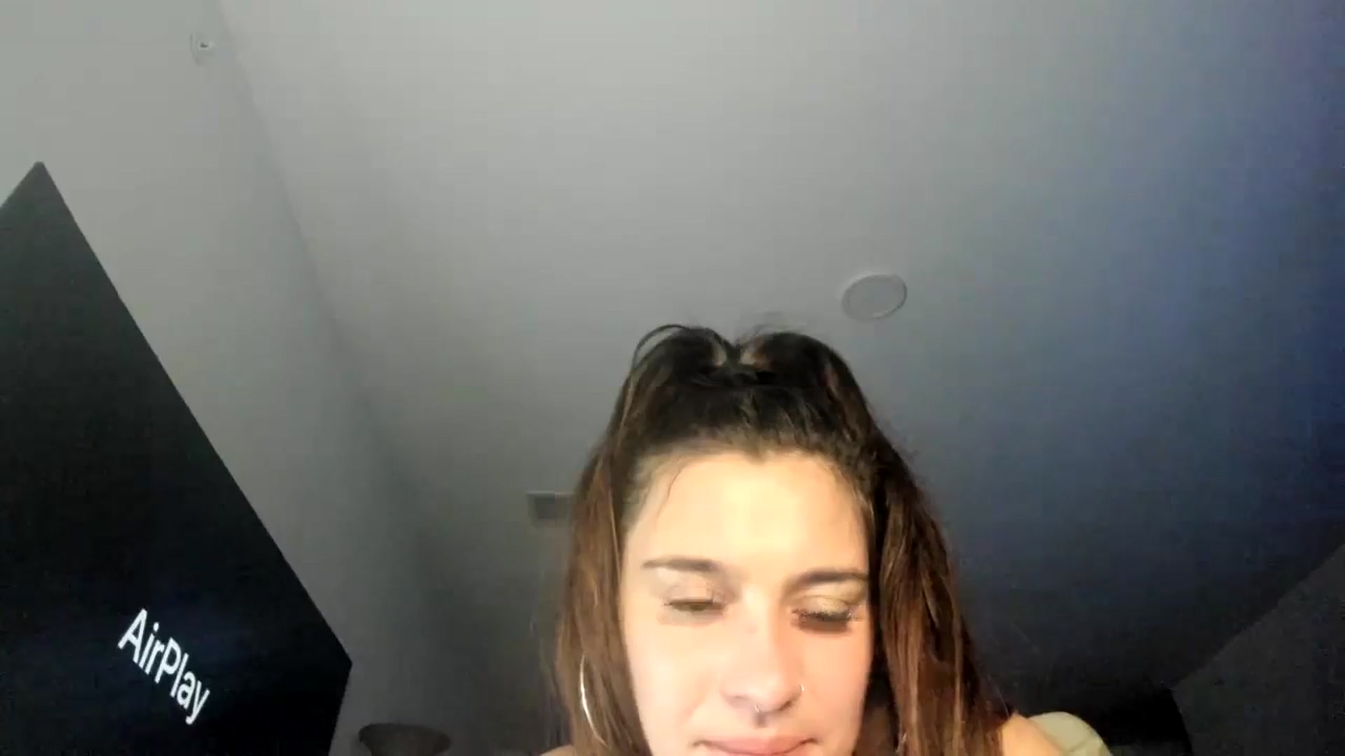 Gallery image thumbnail from bakedbella's myfreecams stream on, 10/24/2024, 09:19 image 14 of 20
