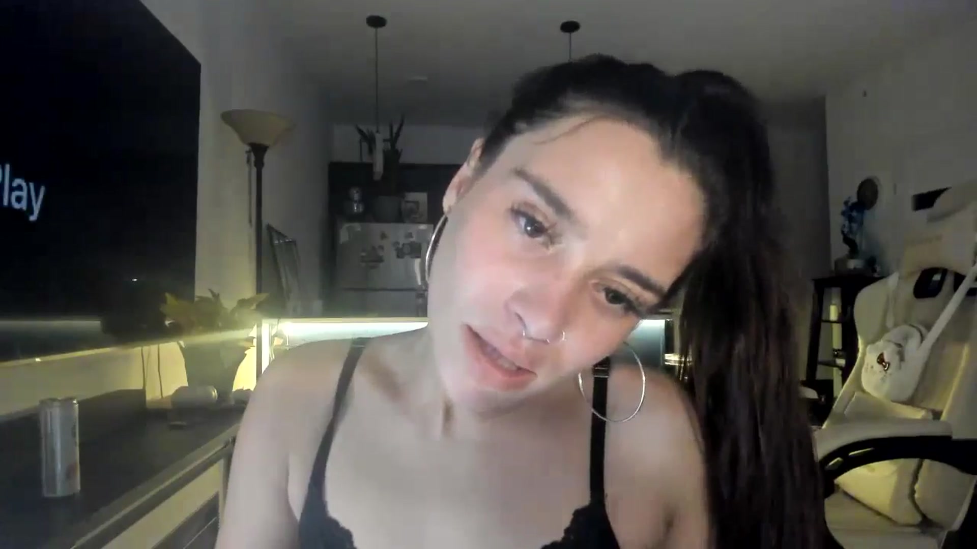 Gallery image thumbnail from bakedbella's myfreecams stream on, 10/24/2024, 09:19 image 5 of 20