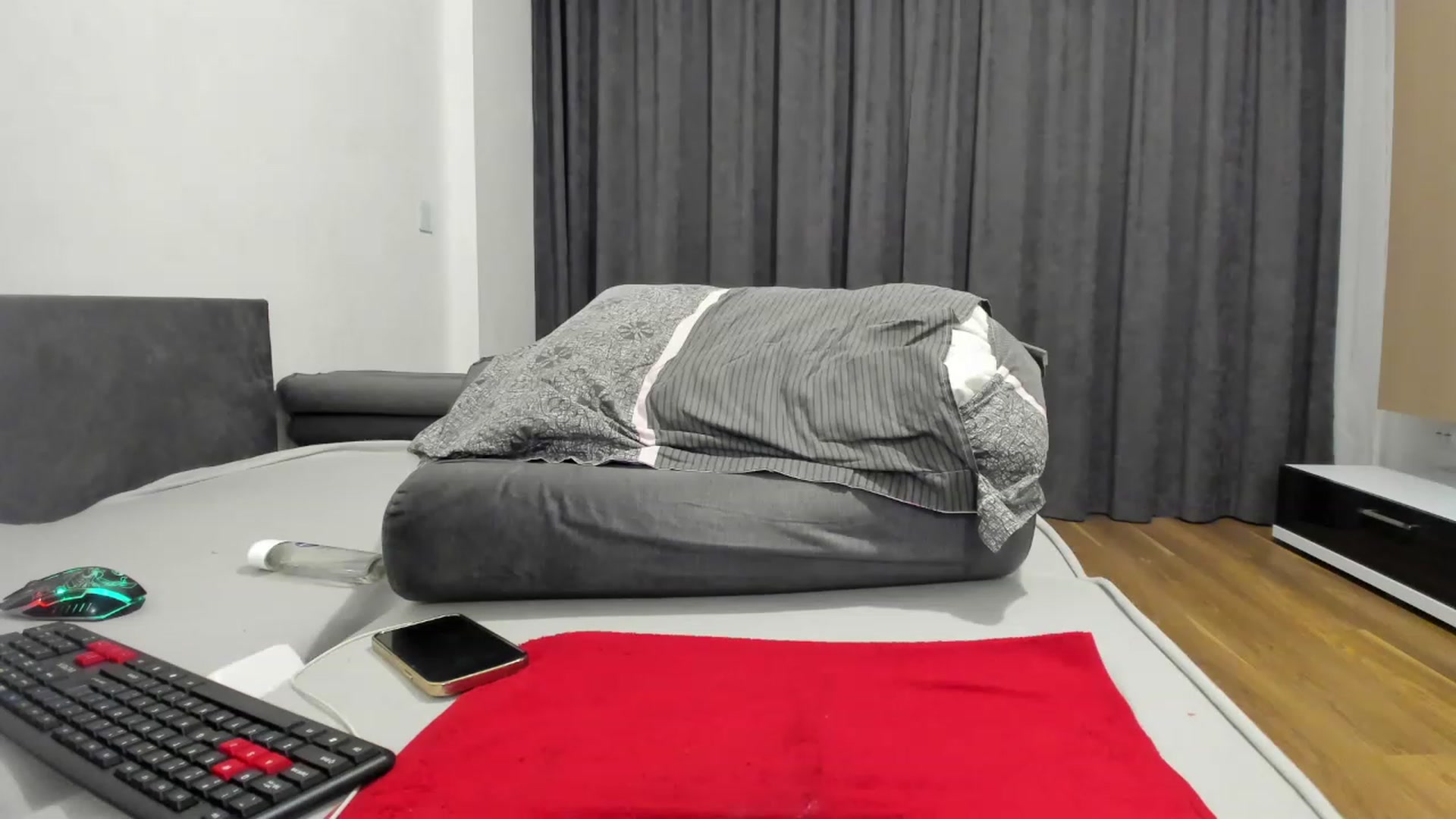 Gallery image thumbnail from barbie__girl's myfreecams stream on, 12/12/2022, 24:30 image 10 of 20