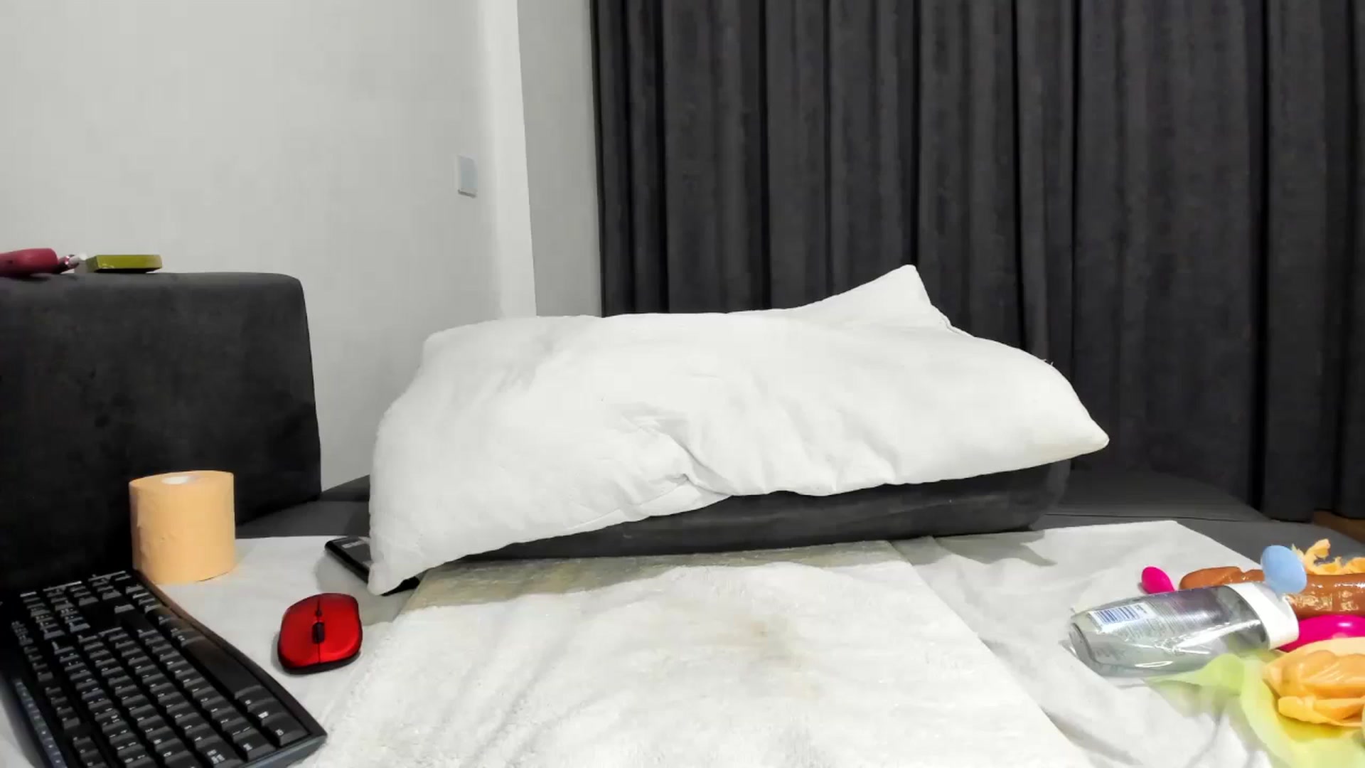 Gallery image thumbnail from barbie__girl's myfreecams stream on, 01/06/2024, 20:29 image 8 of 20