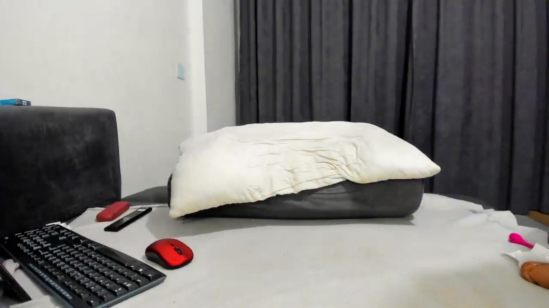 Gallery image thumbnail from barbie__girl's myfreecams stream on, 04/21/2024, 23:28 image 17 of 20