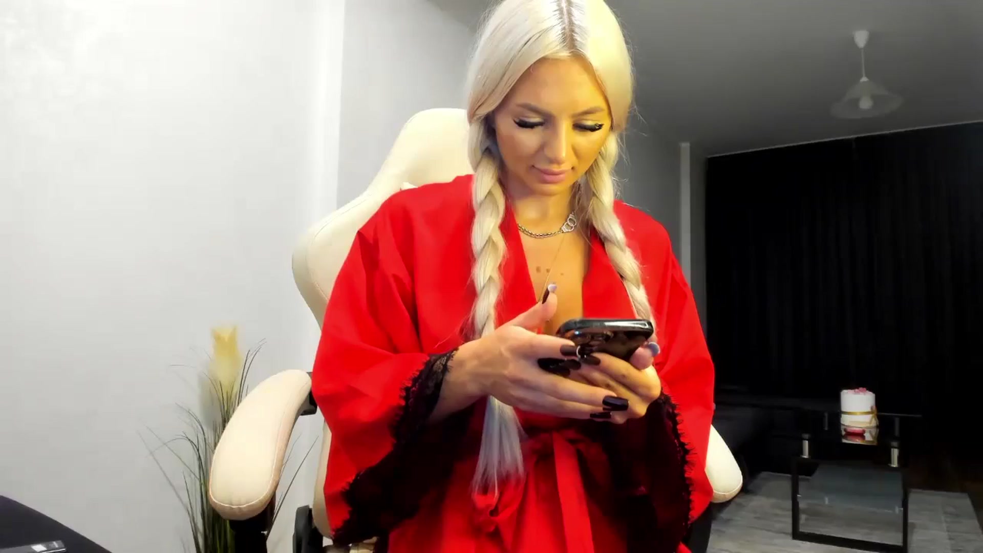 Gallery image thumbnail from barbie__girl's myfreecams stream on, 08/29/2024, 23:17 image 1 of 20