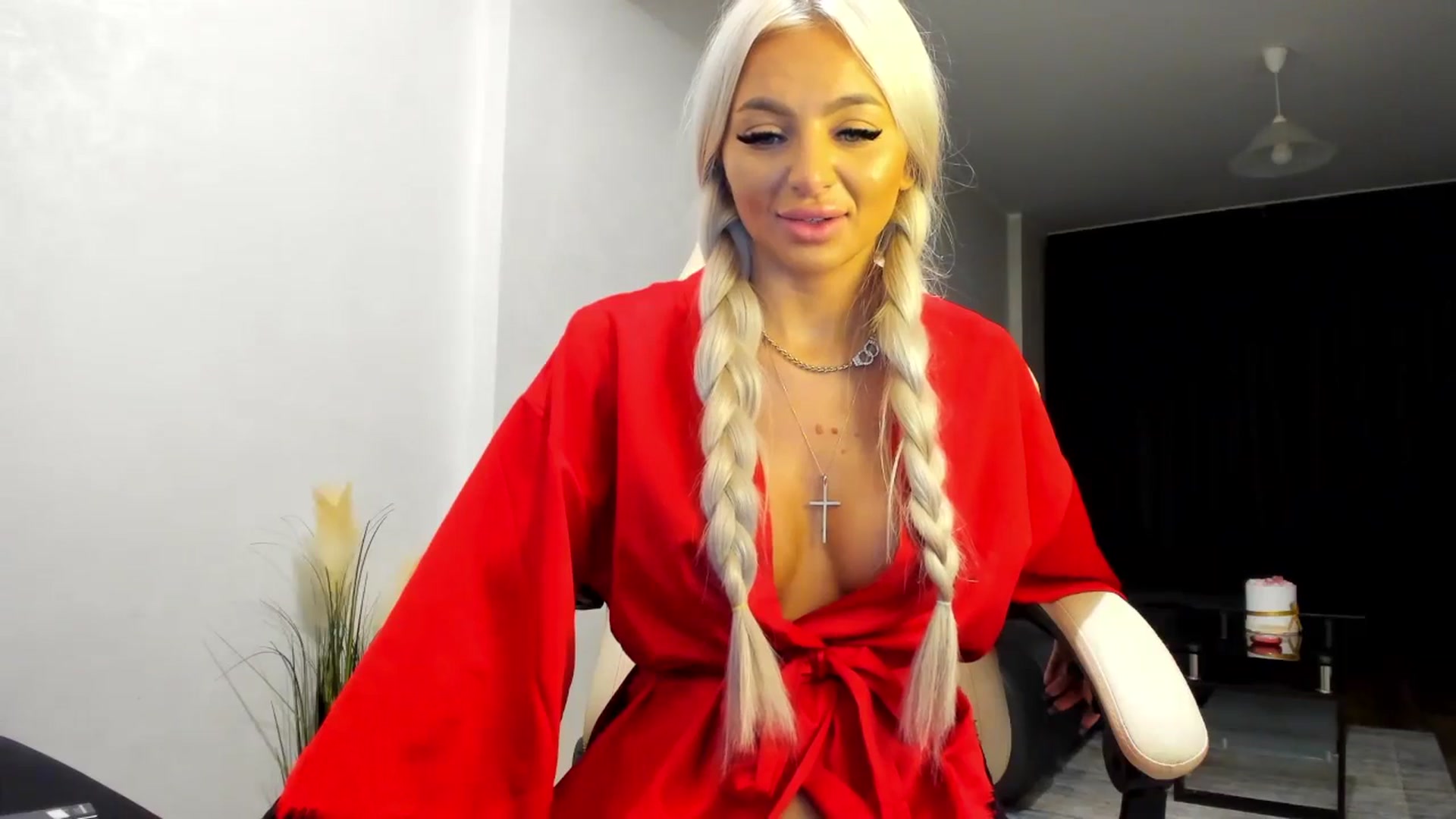 Gallery image thumbnail from barbie__girl's myfreecams stream on, 08/29/2024, 23:17 image 3 of 20